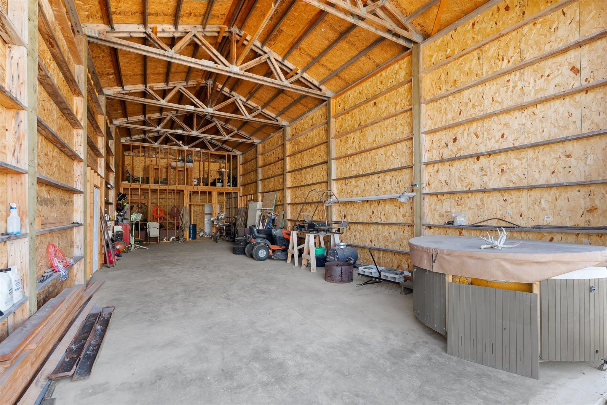 Kalispell, Montana, 59901, United States, 5 Bedrooms Bedrooms, ,3 BathroomsBathrooms,Residential,Active,1945088