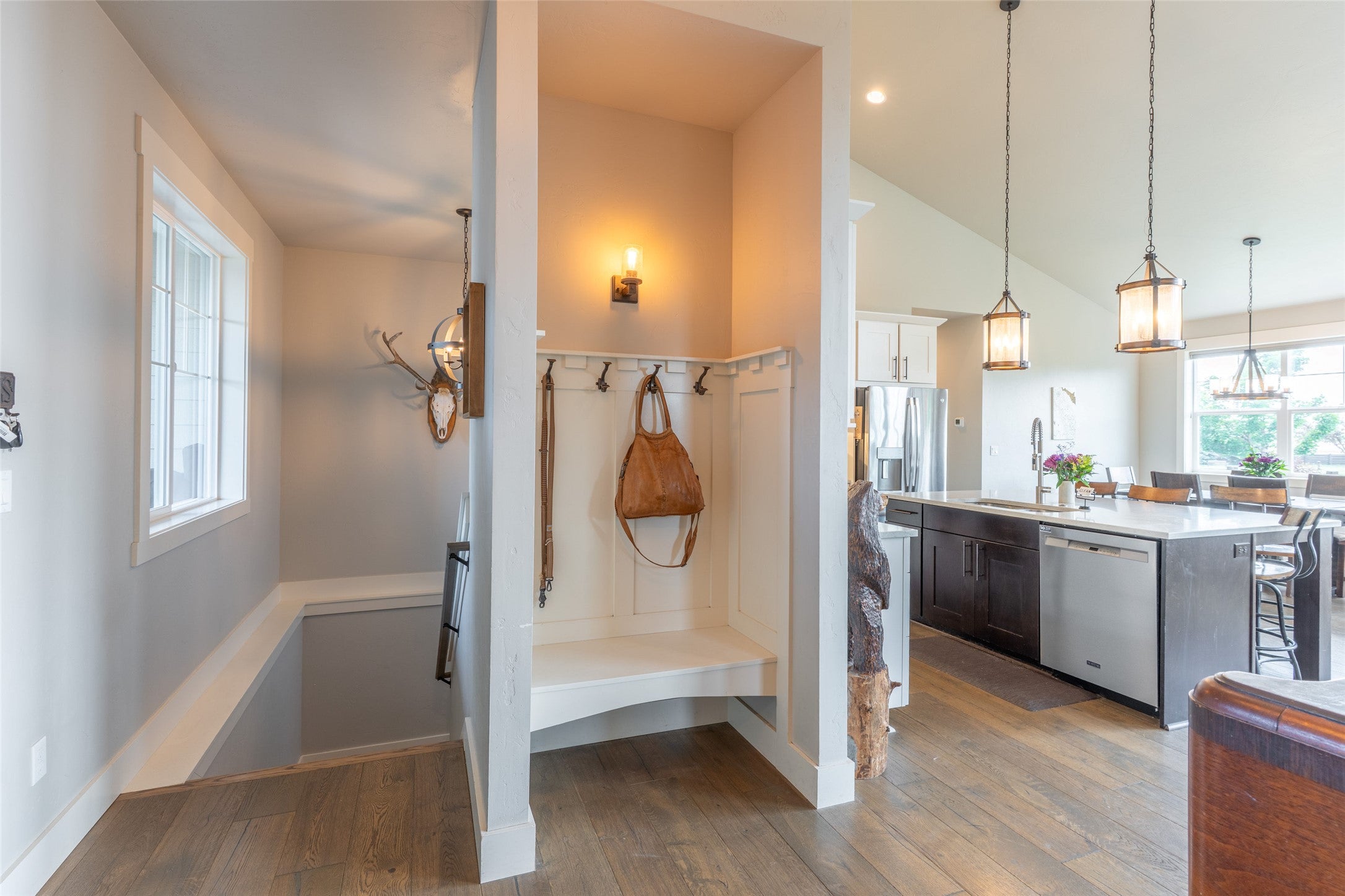 Kalispell, Montana, 59901, United States, 5 Bedrooms Bedrooms, ,3 BathroomsBathrooms,Residential,Active,1880177