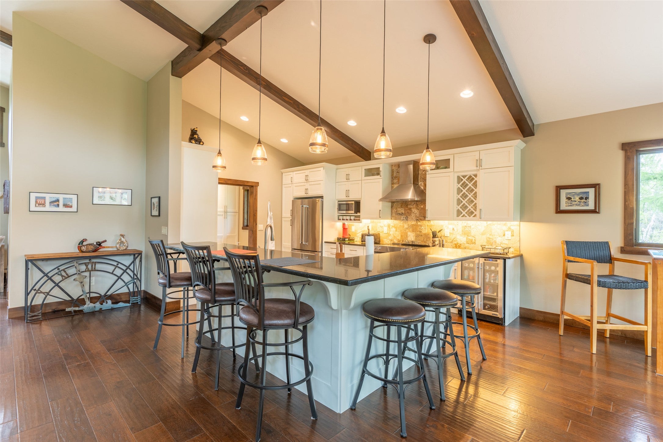 Columbia Falls, Montana, 59912, United States, ,3 BathroomsBathrooms,Residential,Active,1841309