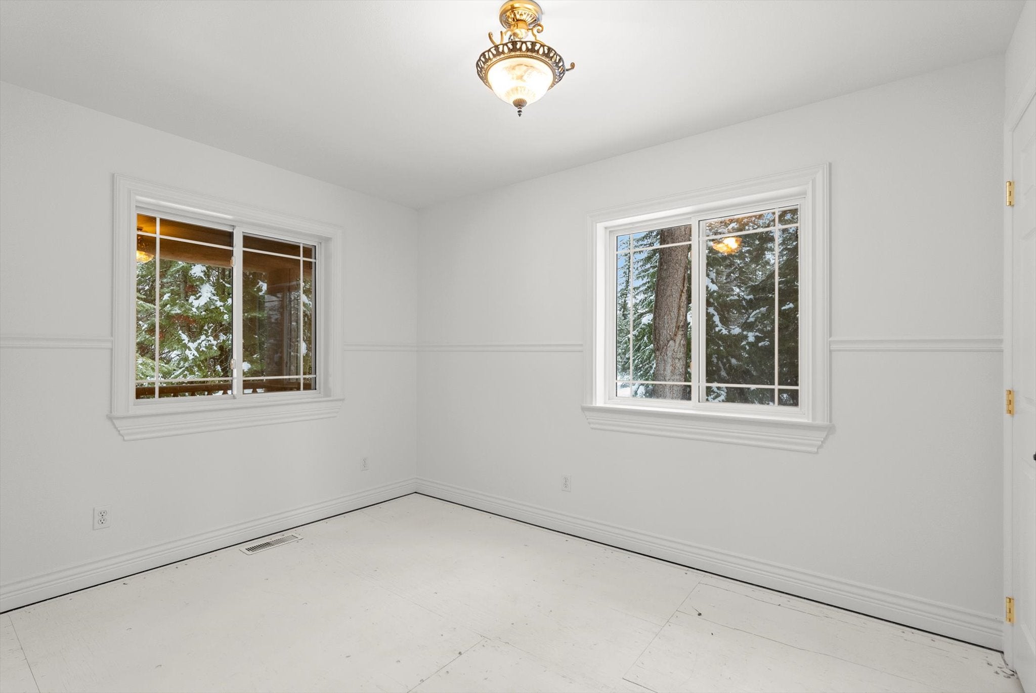 Kalispell, Montana, 59901, United States, 4 Bedrooms Bedrooms, ,4 BathroomsBathrooms,Residential,Active,1936618