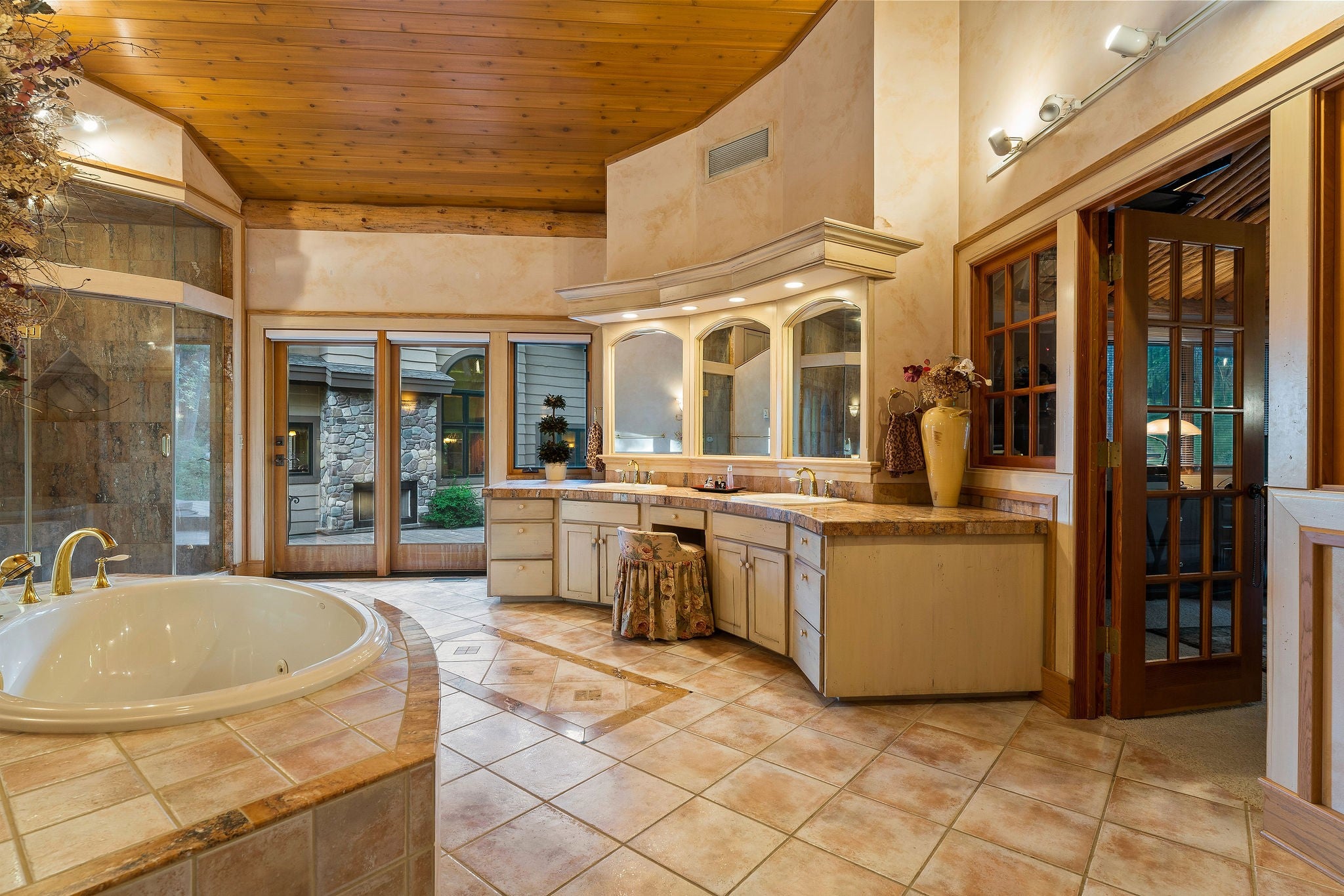 Whitefish, Montana, 59937, United States, ,9 BathroomsBathrooms,Residential,Active,1769536