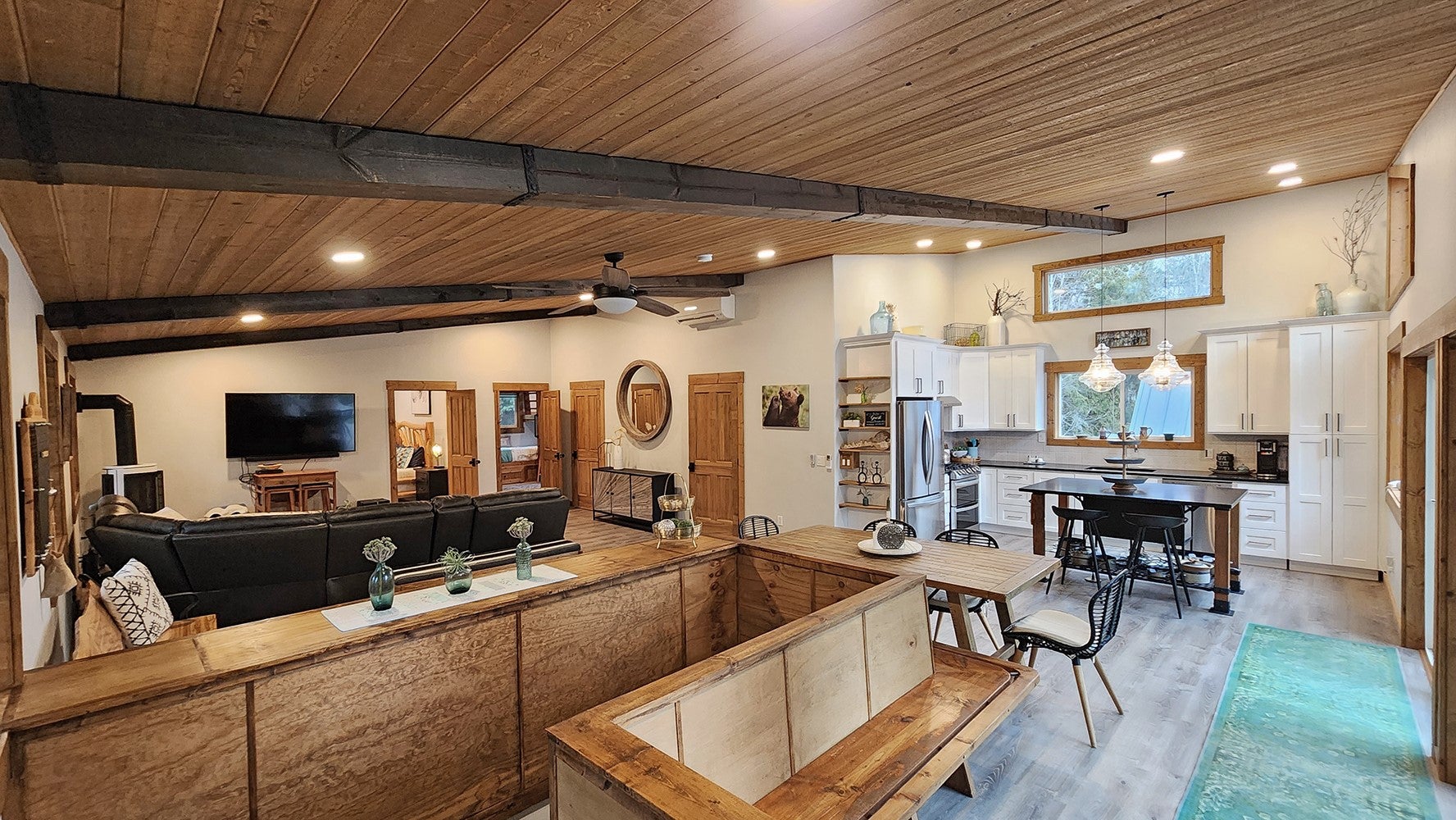 Bigfork, Montana, 59911, United States, 7 Bedrooms Bedrooms, ,6 BathroomsBathrooms,Residential,Active,2007283