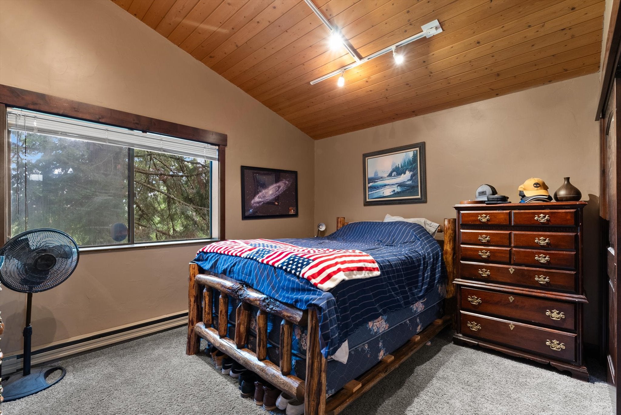 Whitefish, Montana, 59937, United States, 5 Bedrooms Bedrooms, ,3 BathroomsBathrooms,Residential,Active,1764891