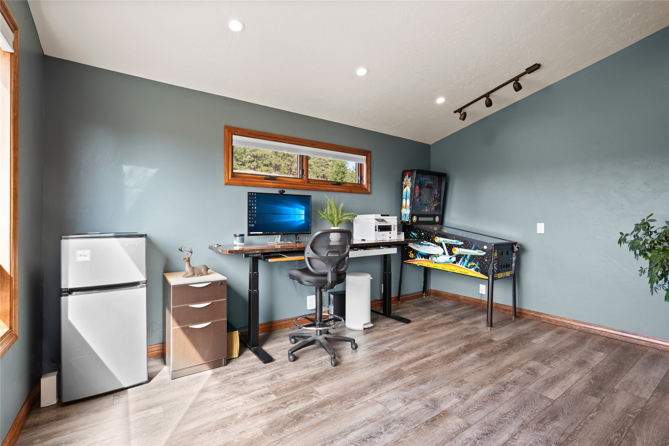 Kalispell, Montana, 59901, United States, 5 Bedrooms Bedrooms, ,3 BathroomsBathrooms,Residential,Active,1753509