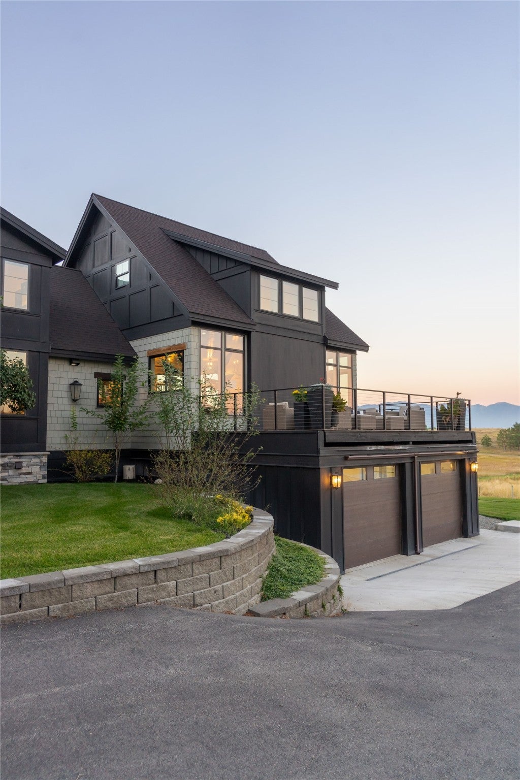 Kalispell, Montana, 59901, United States, 5 Bedrooms Bedrooms, ,4 BathroomsBathrooms,Residential,Active,2009395