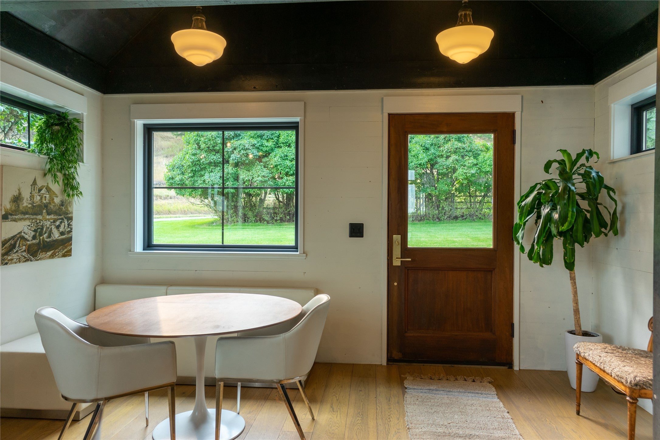 Kalispell, Montana, 59901, United States, 5 Bedrooms Bedrooms, ,4 BathroomsBathrooms,Residential,Active,1952460