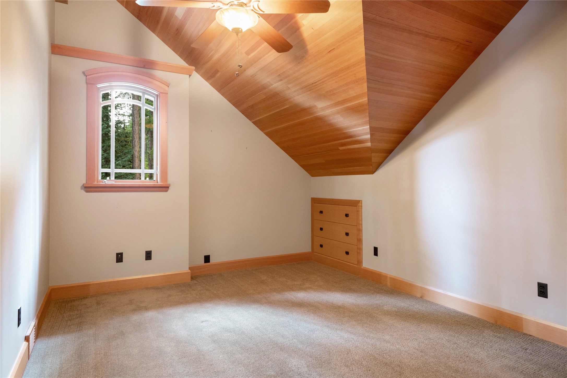 Seeley Lake, Montana, 59868, United States, ,3 BathroomsBathrooms,Residential,Active,1798207