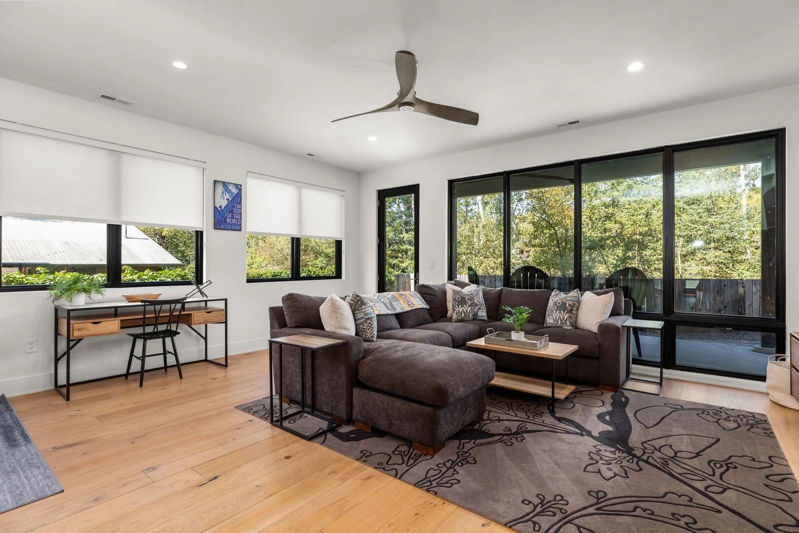 Whitefish, Montana, 59937, United States, 7 Bedrooms Bedrooms, ,5 BathroomsBathrooms,Residential,Active,1914927