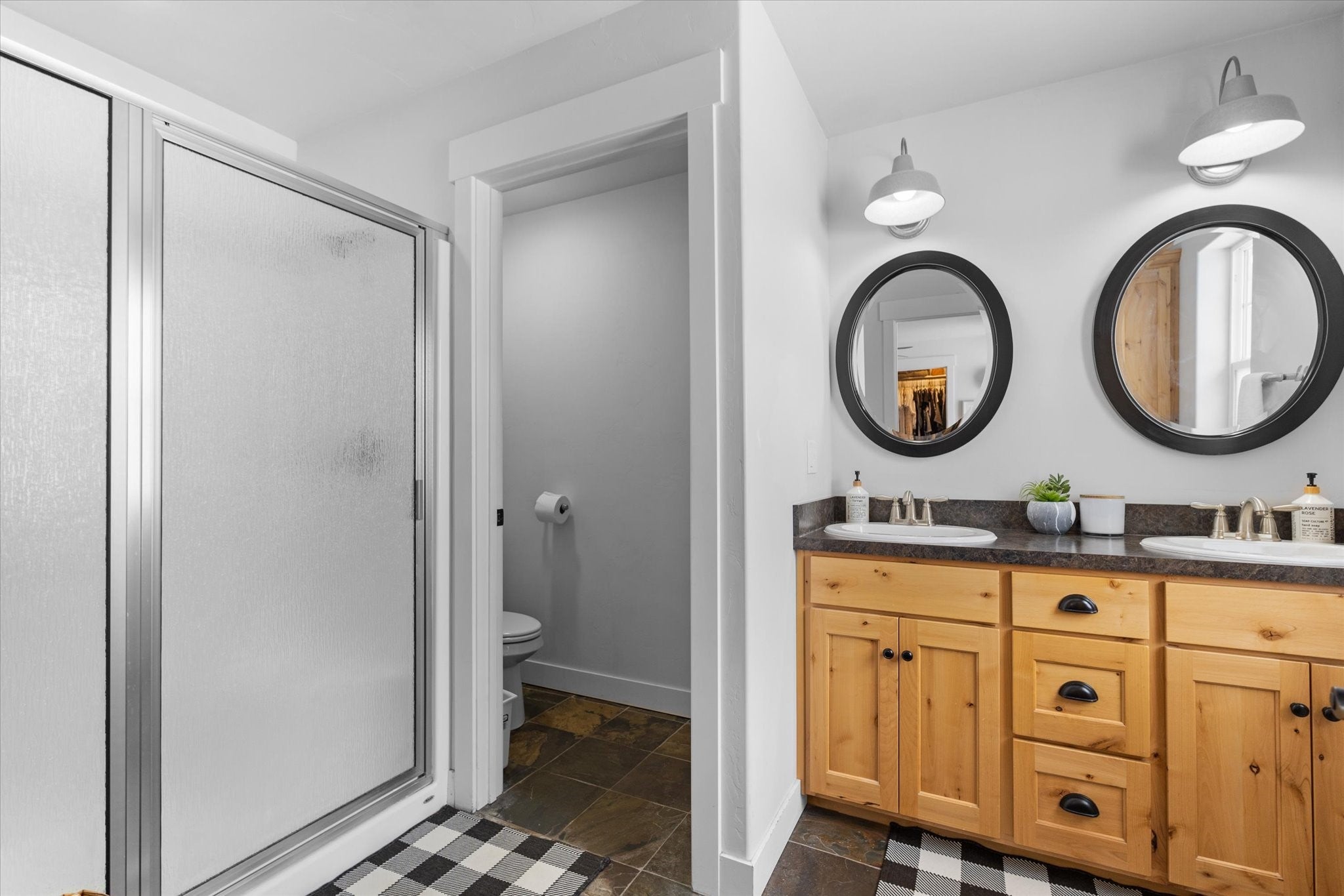 Columbia Falls, Montana, 59912, United States, 4 Bedrooms Bedrooms, ,3 BathroomsBathrooms,Residential,Active,1834486