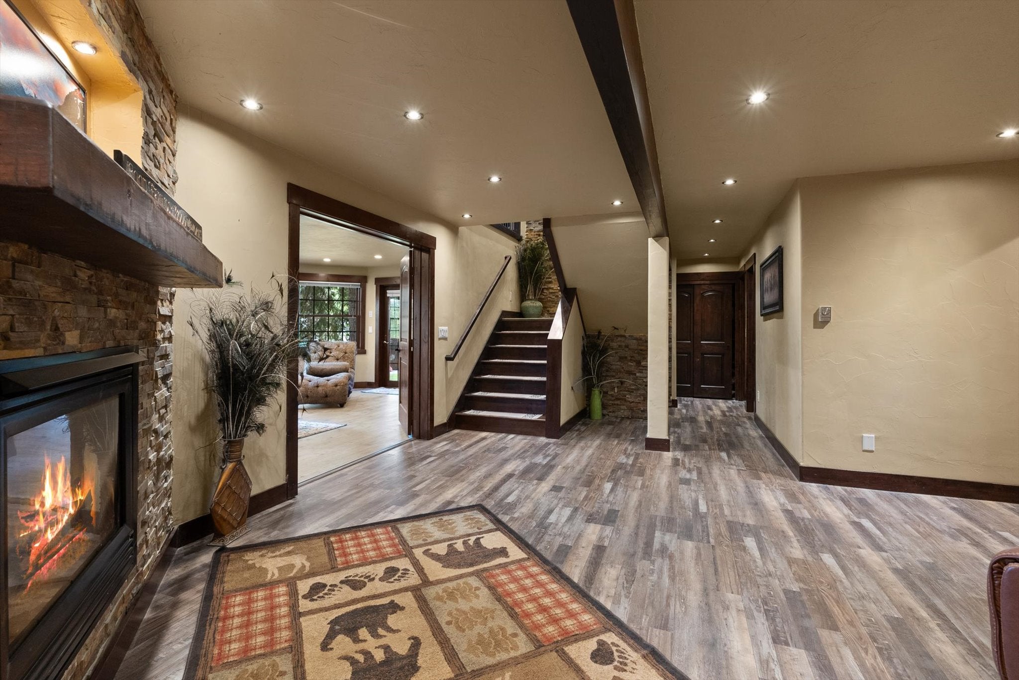 Whitefish, Montana, 59937, United States, 5 Bedrooms Bedrooms, ,3 BathroomsBathrooms,Residential,Active,1764891