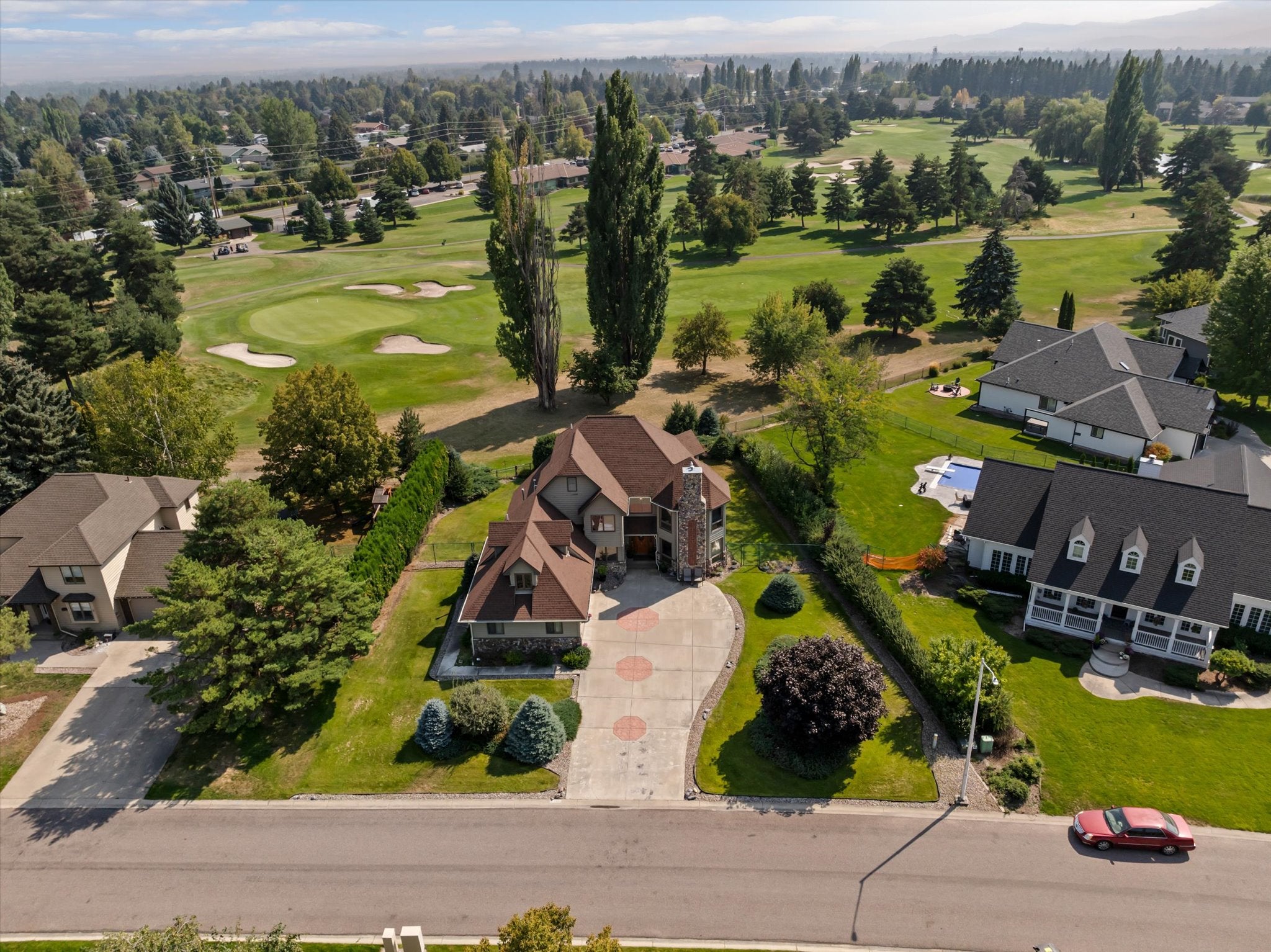 Kalispell, Montana, 59901, United States, 5 Bedrooms Bedrooms, ,4 BathroomsBathrooms,Residential,Active,1907966