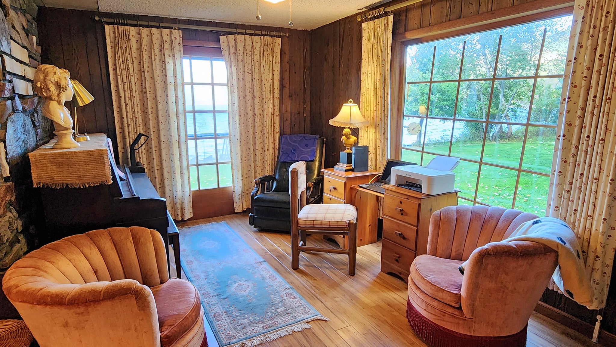 Bigfork, Montana, 59911, United States, ,2 BathroomsBathrooms,Residential,Active,1769754