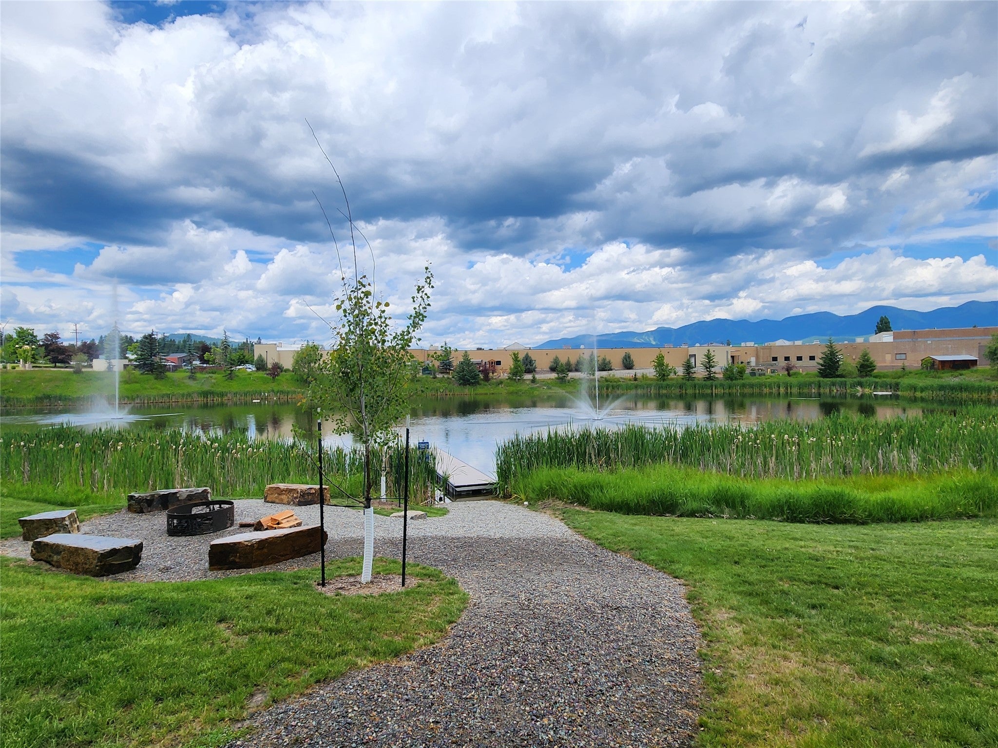 Whitefish, Montana, 59937, United States, 2 Bedrooms Bedrooms, ,3 BathroomsBathrooms,Residential,Active,1871606