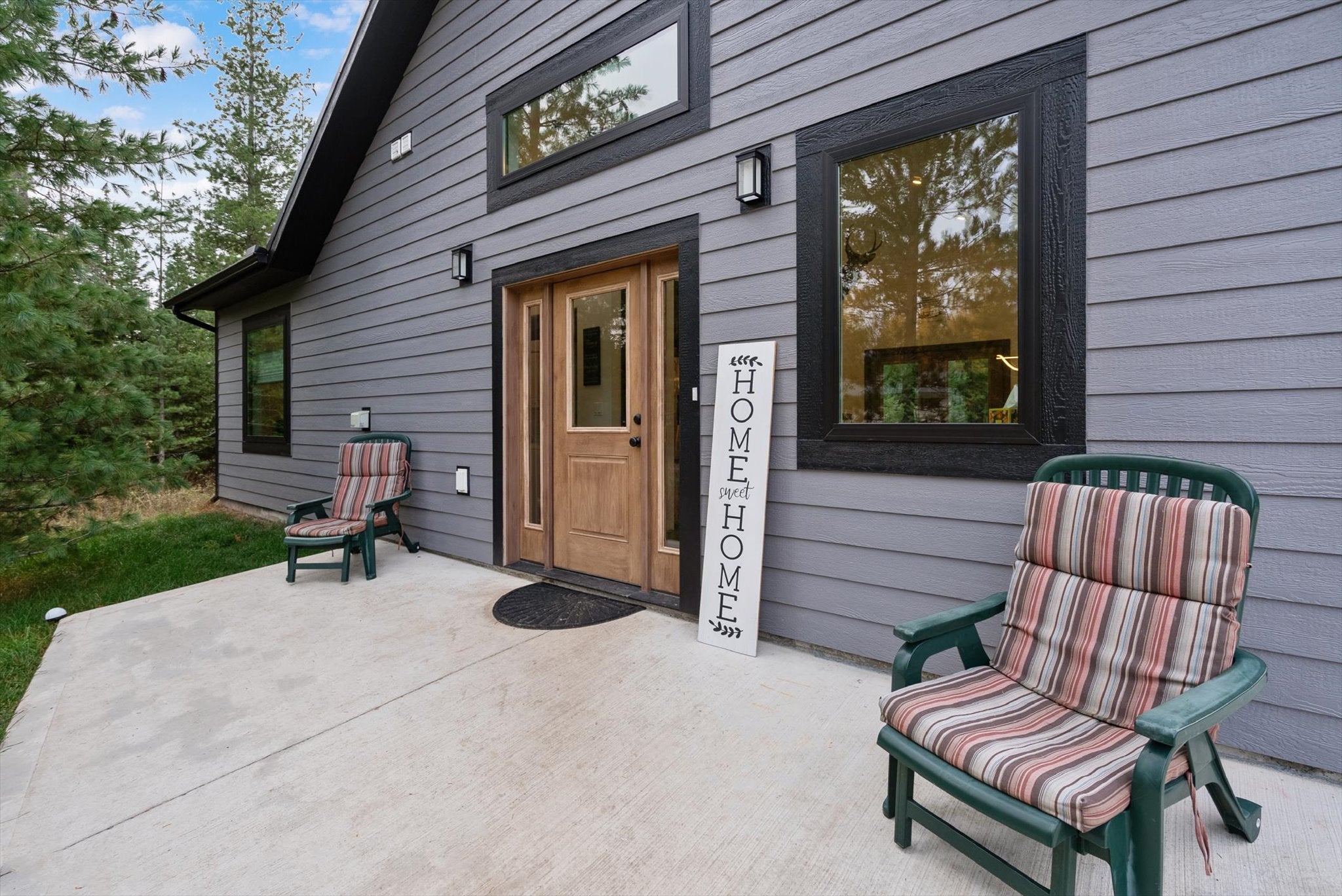 Kalispell, Montana, 59901, United States, 6 Bedrooms Bedrooms, ,5 BathroomsBathrooms,Residential,Active,1990648