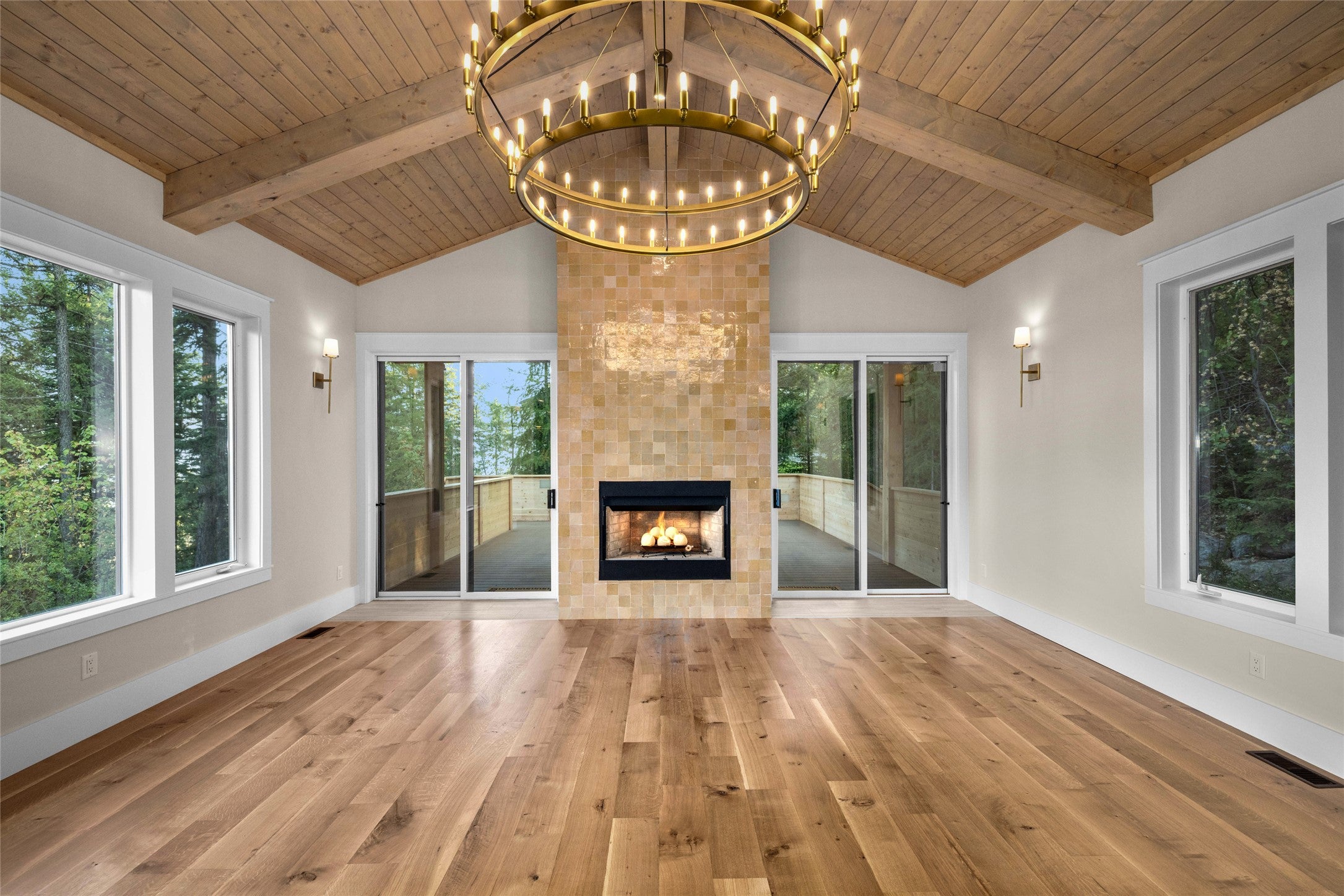 Whitefish, Montana, 59937, United States, 4 Bedrooms Bedrooms, ,4 BathroomsBathrooms,Residential,Active,1952623