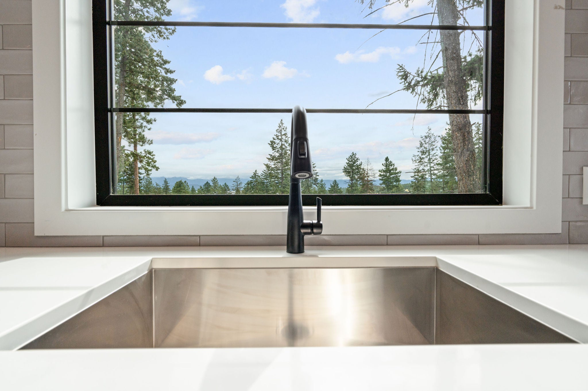 Lakeside, Montana, 59922, United States, 4 Bedrooms Bedrooms, ,4 BathroomsBathrooms,Residential,Active,1914632