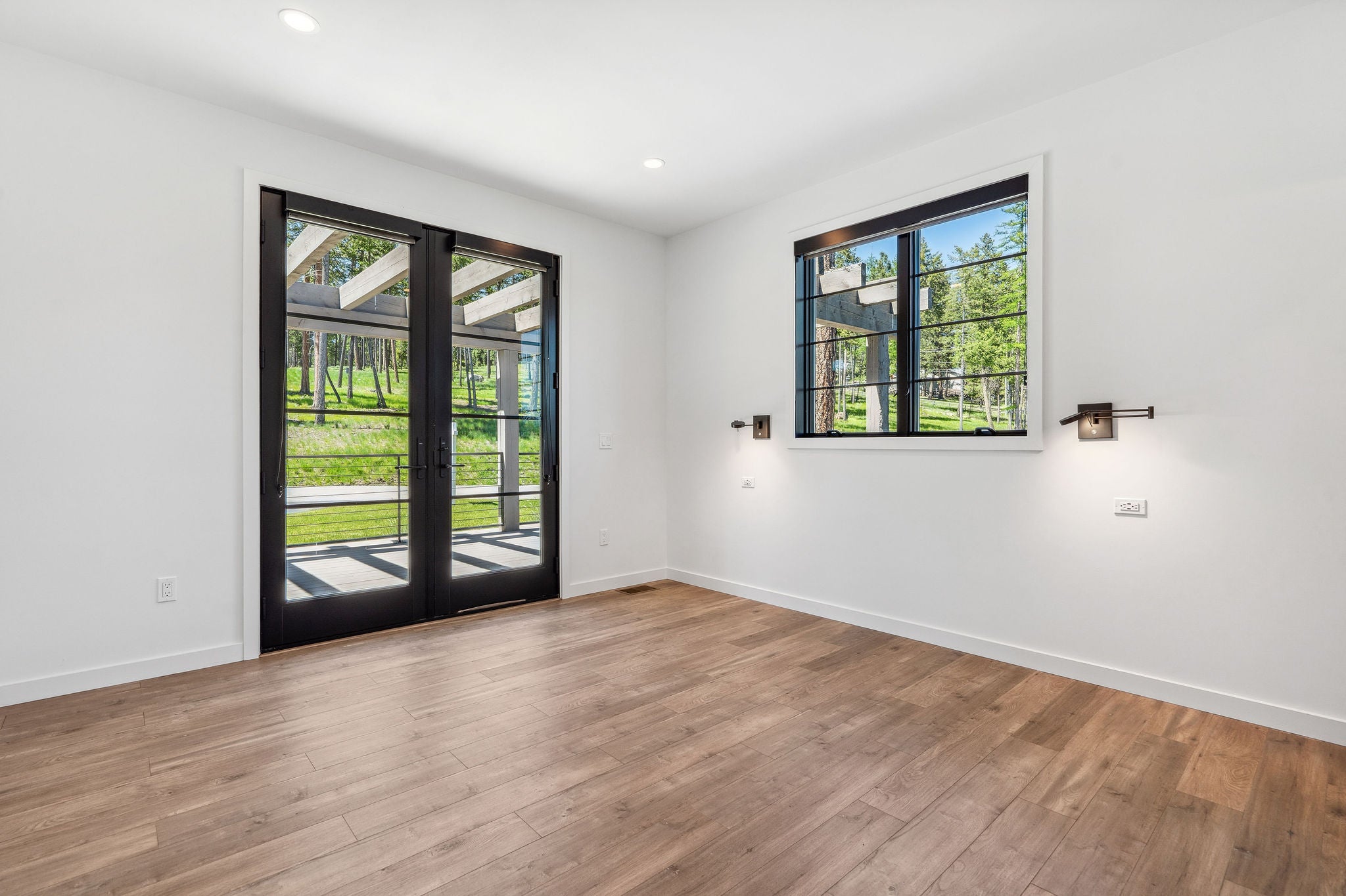 Lakeside, Montana, 59922, United States, 6 Bedrooms Bedrooms, ,5 BathroomsBathrooms,Residential,Active,1832319