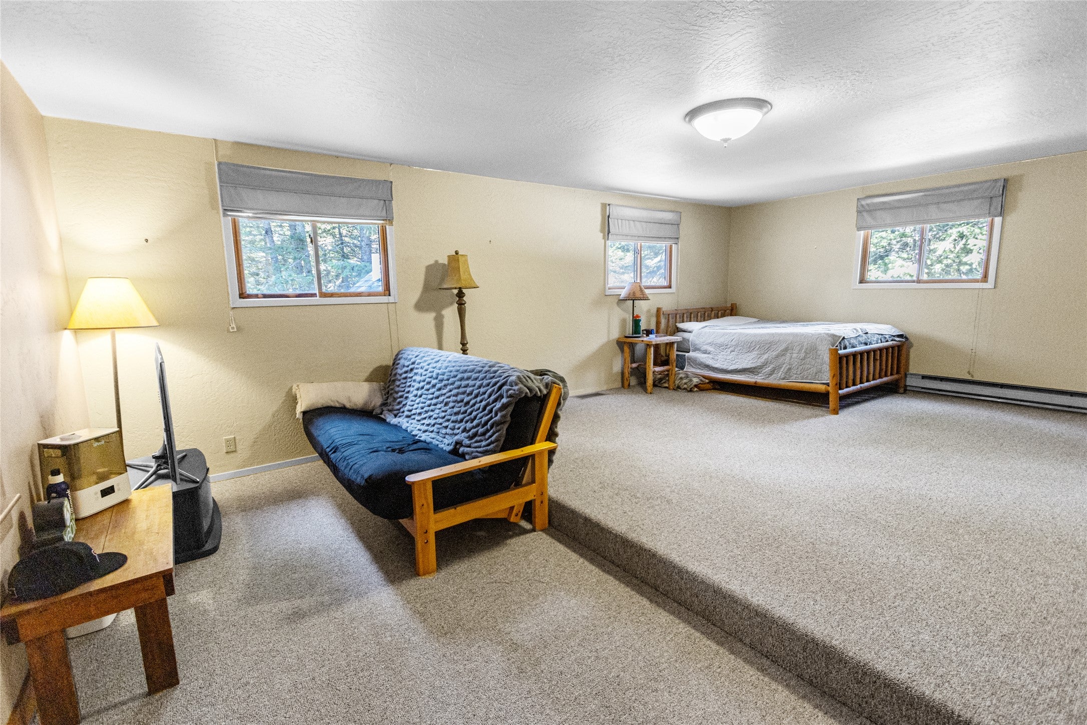 Bigfork, Montana, 59911, United States, 4 Bedrooms Bedrooms, ,2 BathroomsBathrooms,Residential,Active,1914637