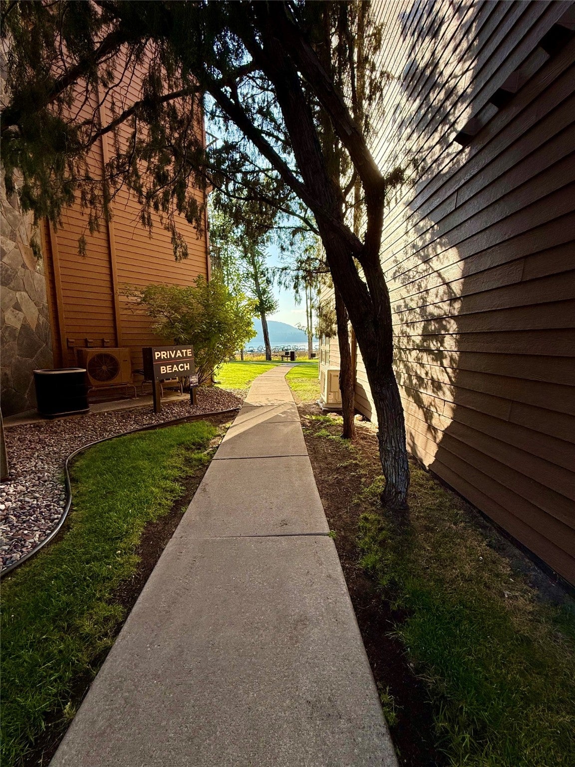 Whitefish, Montana, 59937, United States, 2 Bedrooms Bedrooms, ,2 BathroomsBathrooms,Residential,Active,1946322
