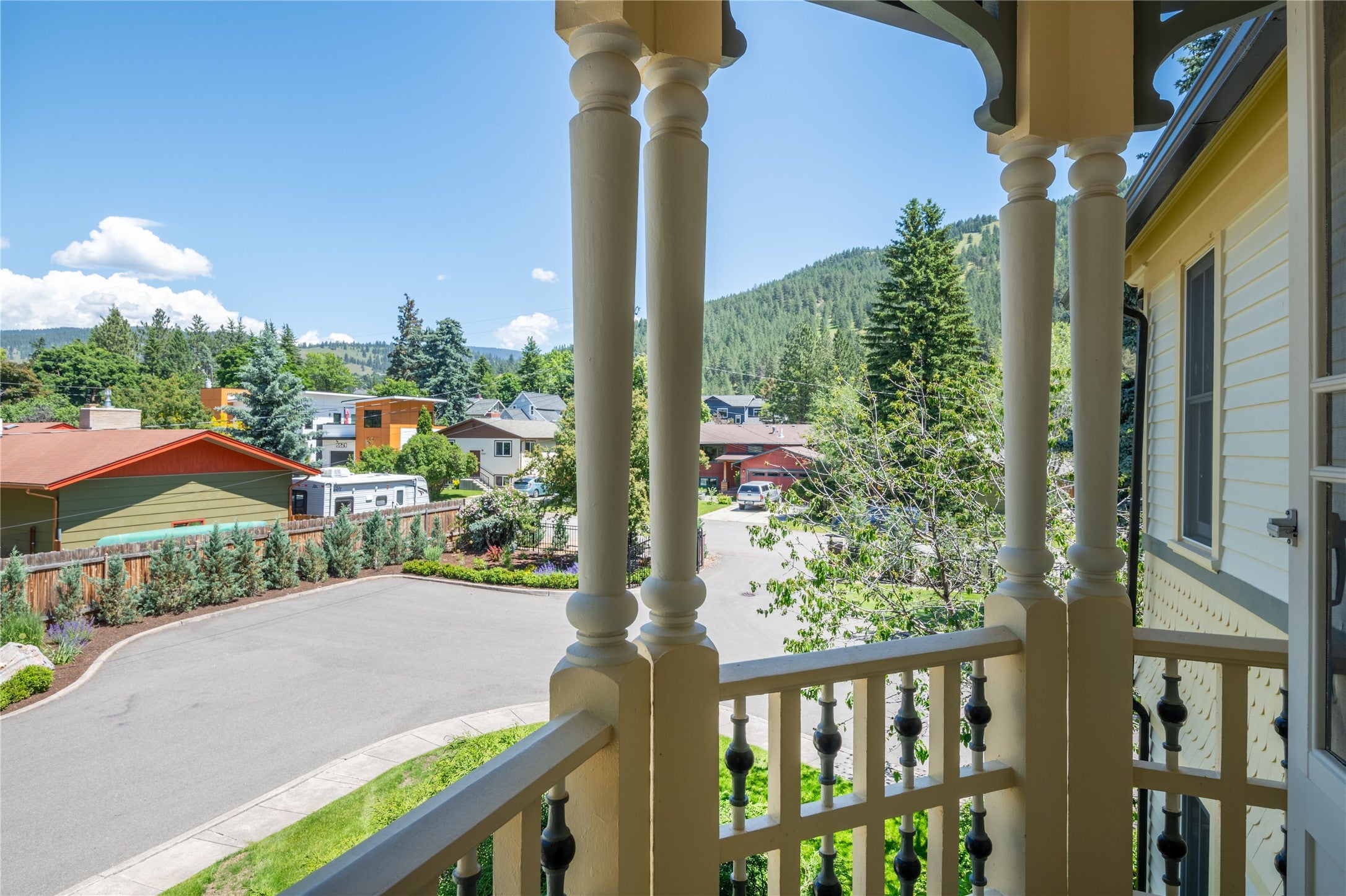 Missoula, Montana, 59802, United States, 5 Bedrooms Bedrooms, ,6 BathroomsBathrooms,Residential,Active,1753892