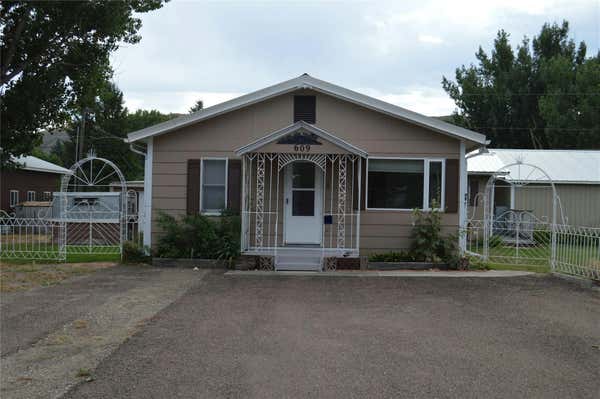 609 FRANKLIN ST, FORT BENTON, MT 59442 - Image 1