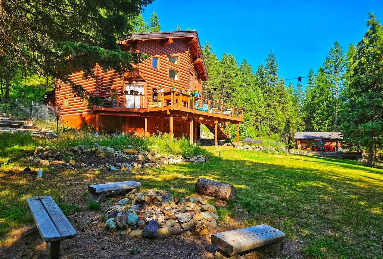 Whitefish, Montana, 59937, United States, 4 Bedrooms Bedrooms, ,3 BathroomsBathrooms,Residential,Active,1889340