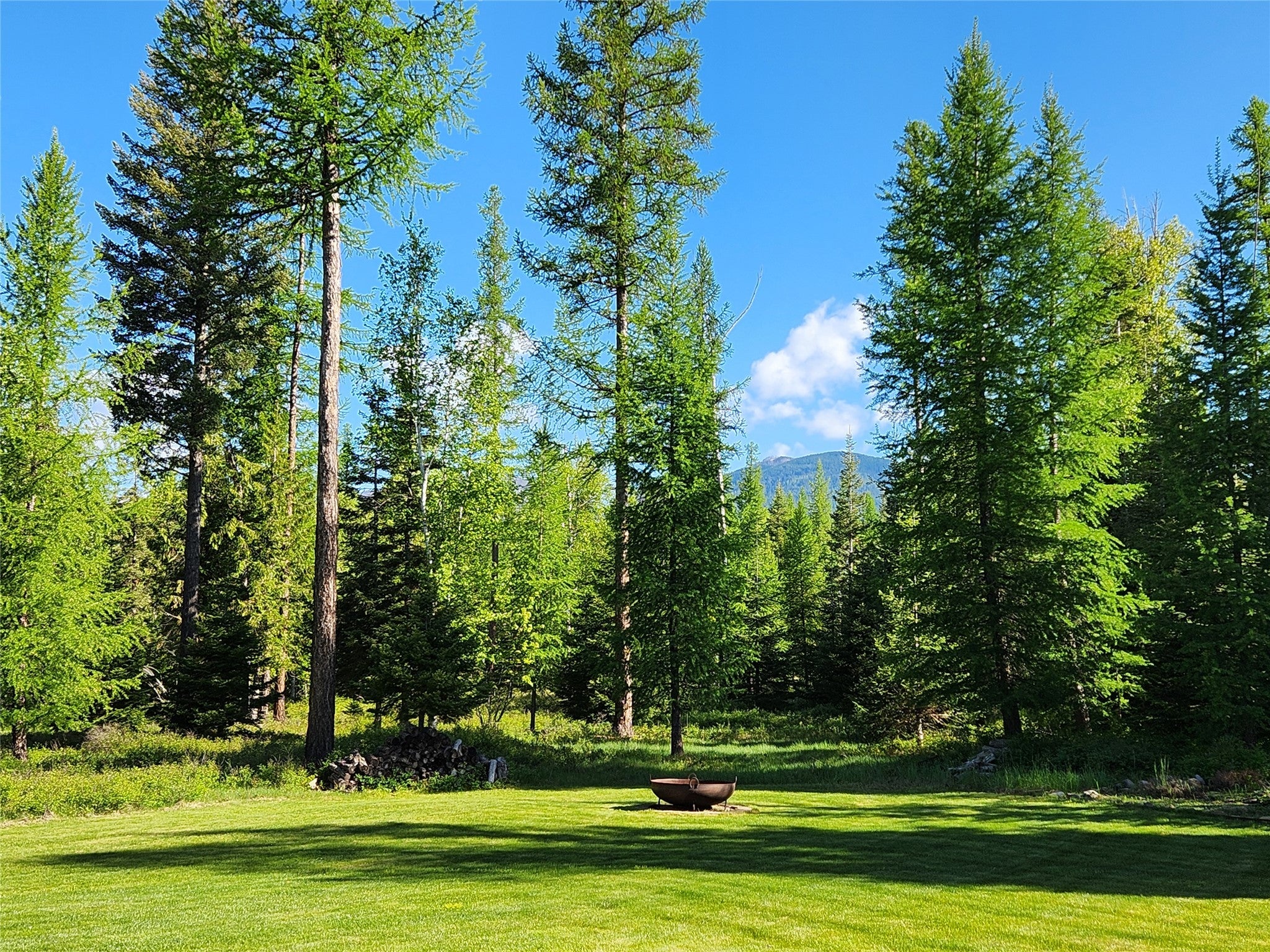 Whitefish, Montana, 59937, United States, 3 Bedrooms Bedrooms, ,4 BathroomsBathrooms,Residential,Active,1828694