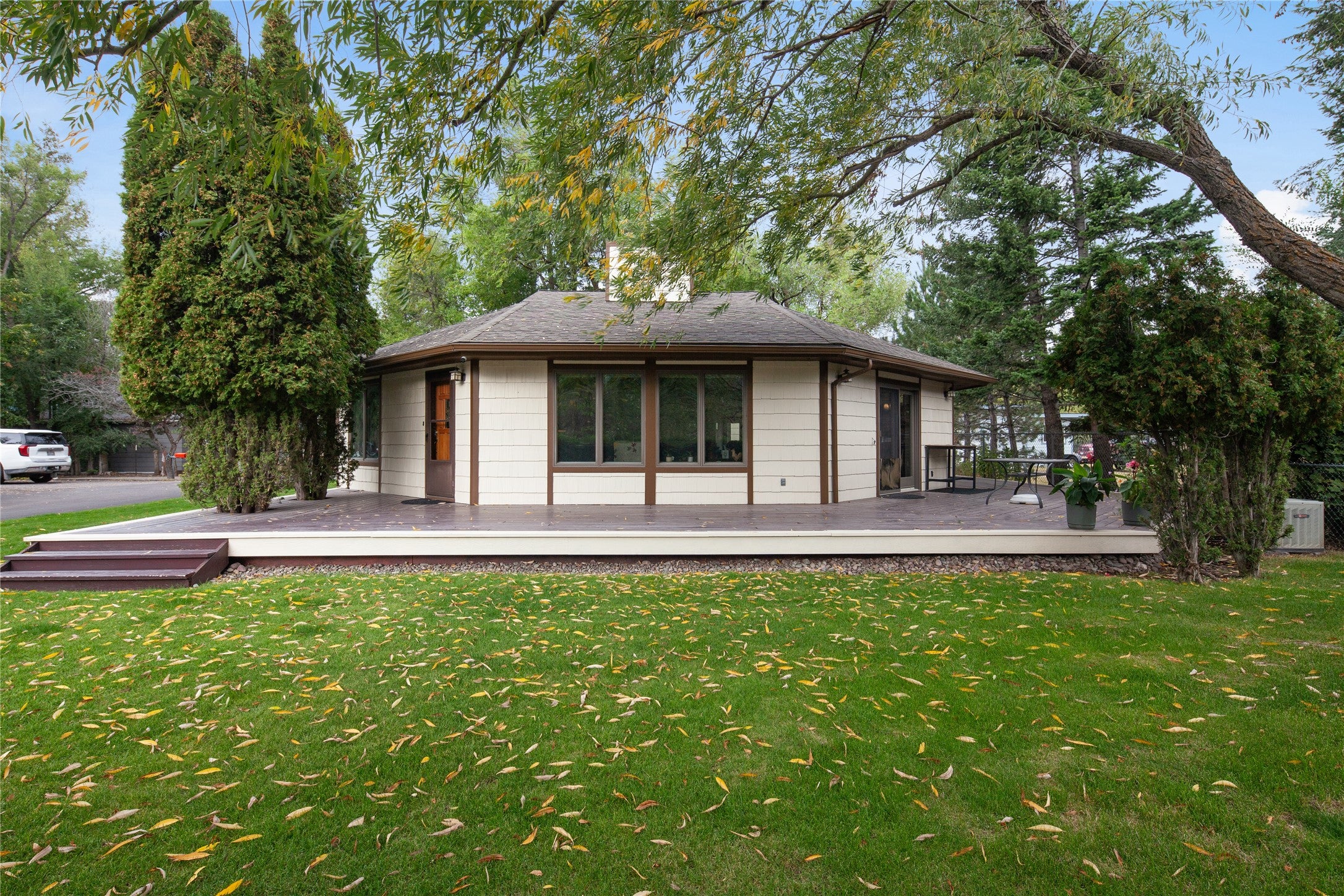 Columbia Falls, Montana, 59912, United States, 14 Bedrooms Bedrooms, ,8 BathroomsBathrooms,Residential,Active,1970926