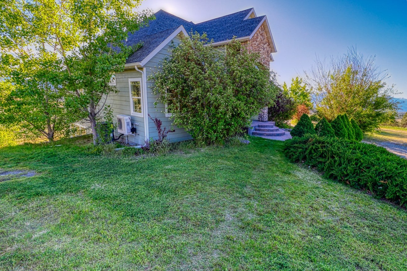 Corvallis, Montana, 59828, United States, 4 Bedrooms Bedrooms, ,4 BathroomsBathrooms,Residential,Active,1863486