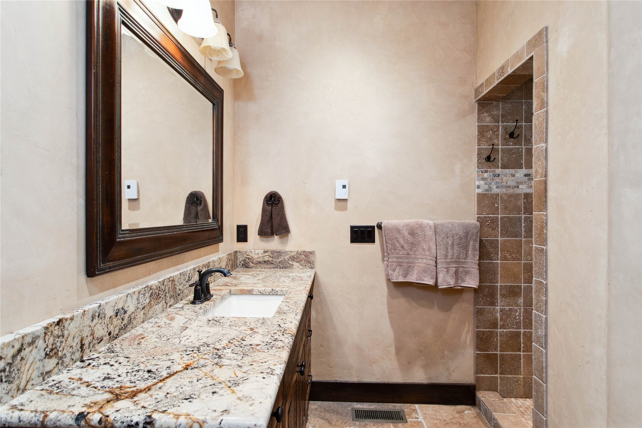 Whitefish, Montana, 59937, United States, 3 Bedrooms Bedrooms, ,4 BathroomsBathrooms,Residential,Active,1828694