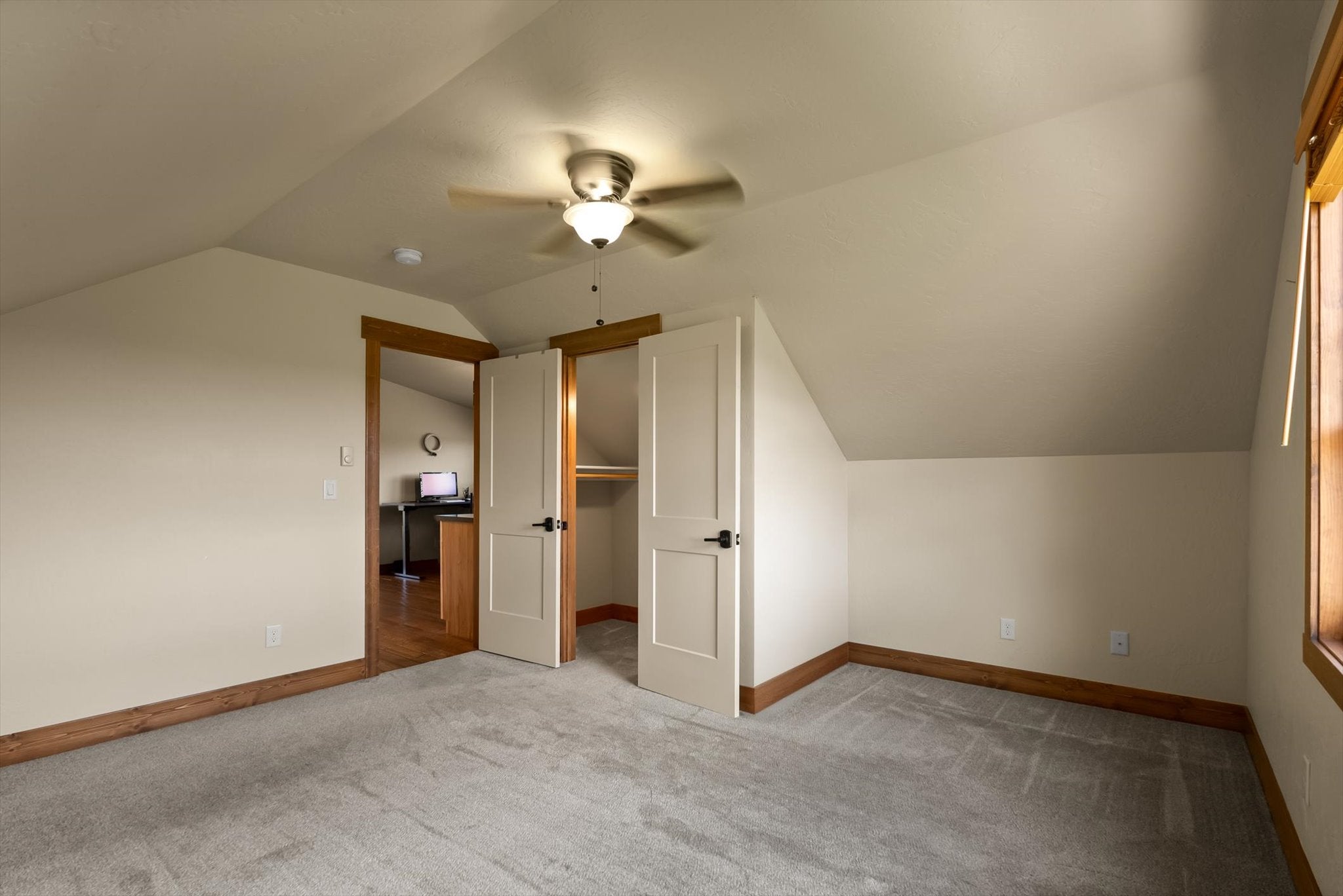 Kalispell, Montana, 59901, United States, 3 Bedrooms Bedrooms, ,3 BathroomsBathrooms,Residential,Active,1922543