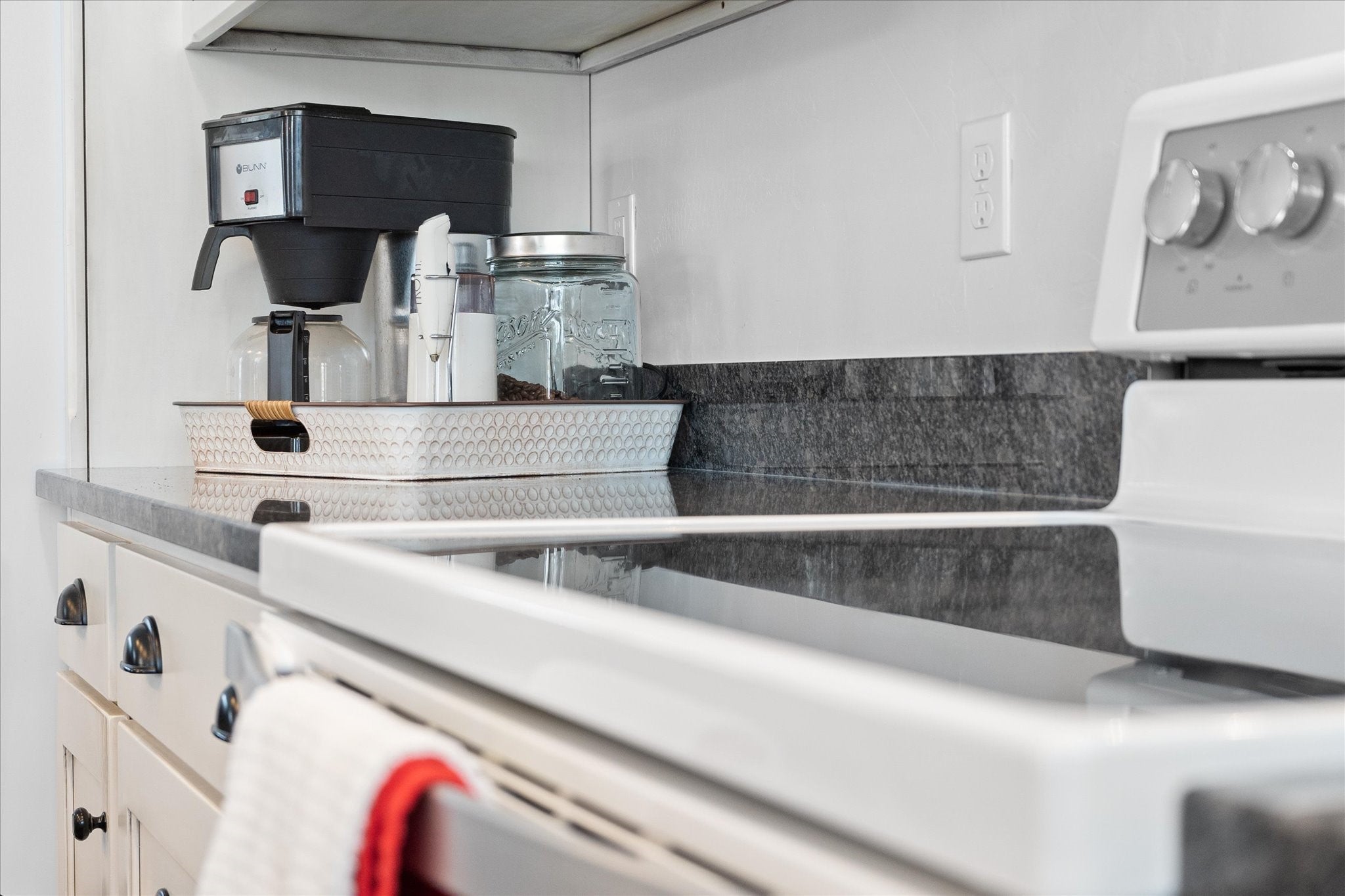 Columbia Falls, Montana, 59912, United States, 4 Bedrooms Bedrooms, ,3 BathroomsBathrooms,Residential,Active,1834486