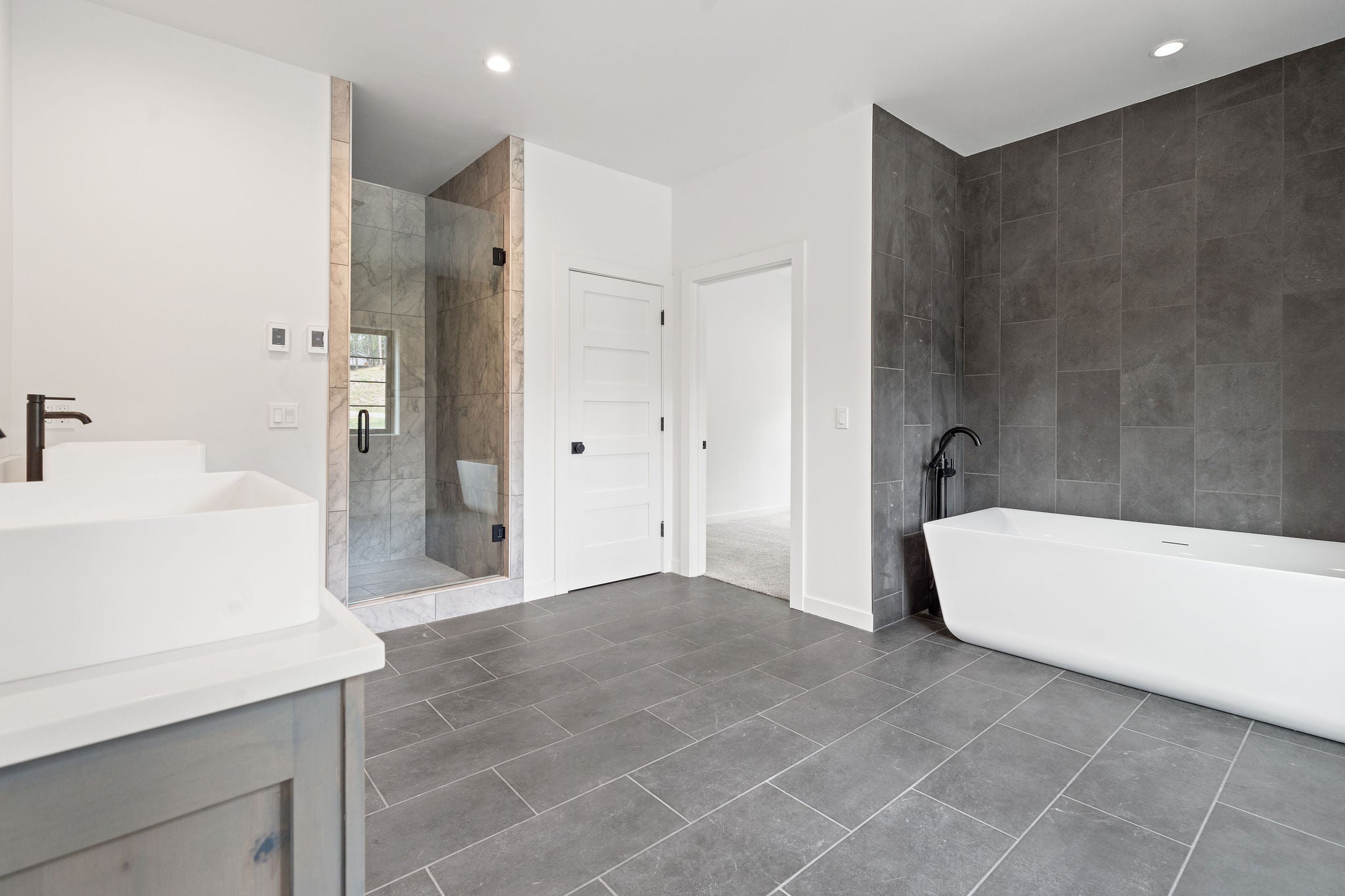 Lakeside, Montana, 59922, United States, 4 Bedrooms Bedrooms, ,4 BathroomsBathrooms,Residential,Active,1914632