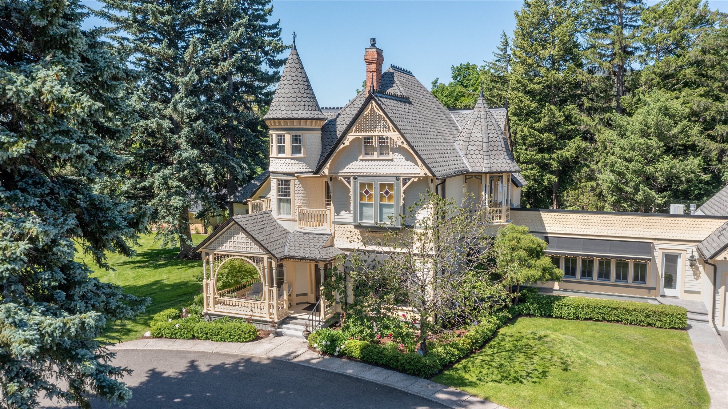 Missoula, Montana, 59802, United States, 5 Bedrooms Bedrooms, ,6 BathroomsBathrooms,Residential,Active,1753892