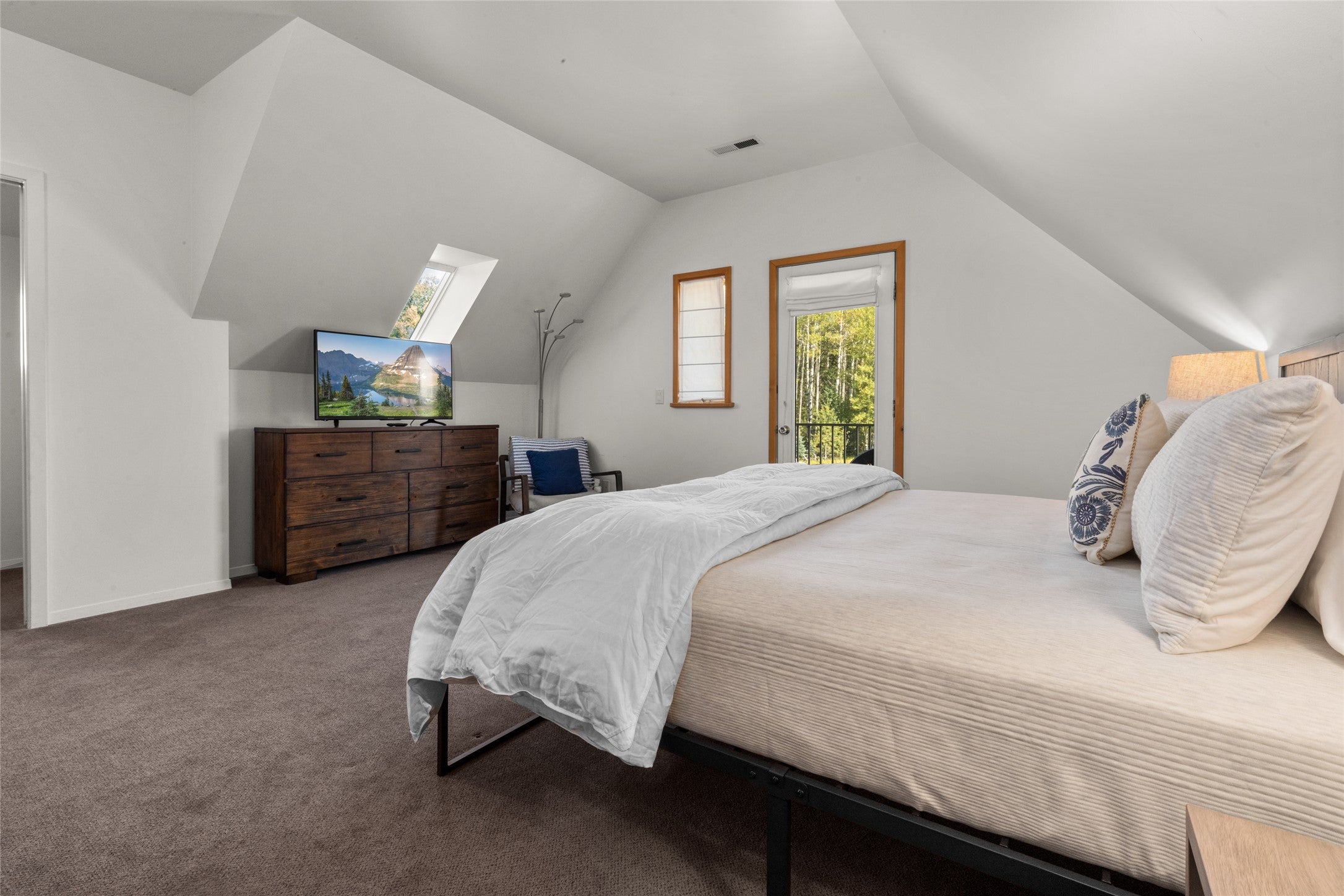 Whitefish, Montana, 59937, United States, 7 Bedrooms Bedrooms, ,5 BathroomsBathrooms,Residential,Active,1914927