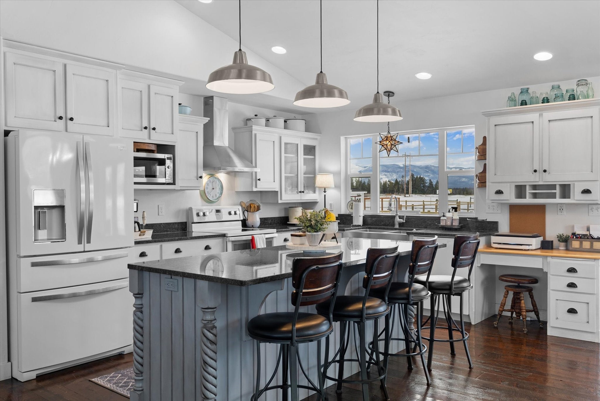 Columbia Falls, Montana, 59912, United States, 4 Bedrooms Bedrooms, ,3 BathroomsBathrooms,Residential,Active,1834486