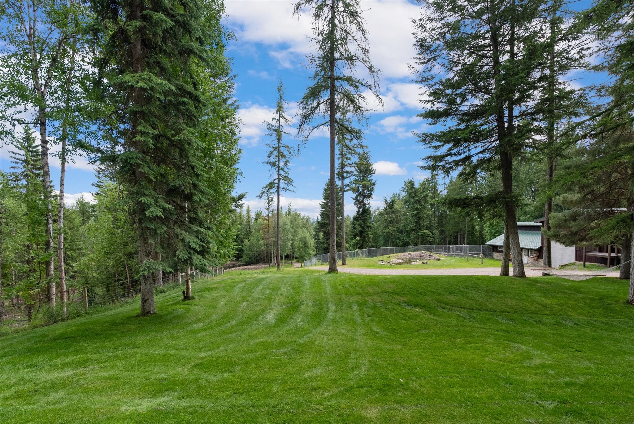 Whitefish, Montana, 59937, United States, 5 Bedrooms Bedrooms, ,3 BathroomsBathrooms,Residential,Active,1764891