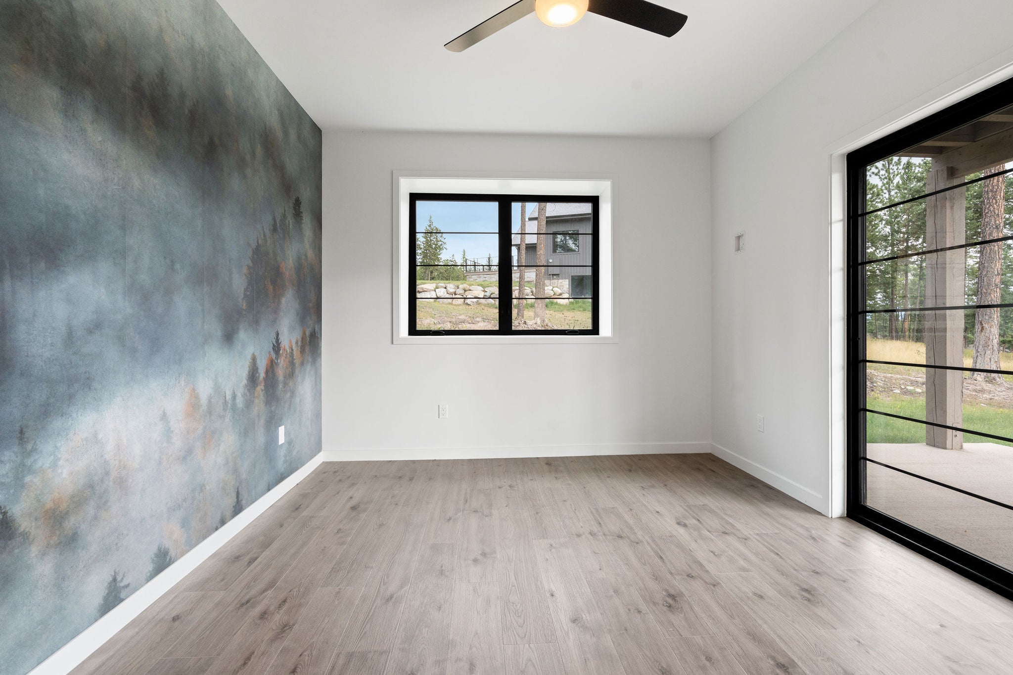 Lakeside, Montana, 59922, United States, 4 Bedrooms Bedrooms, ,4 BathroomsBathrooms,Residential,Active,1914632