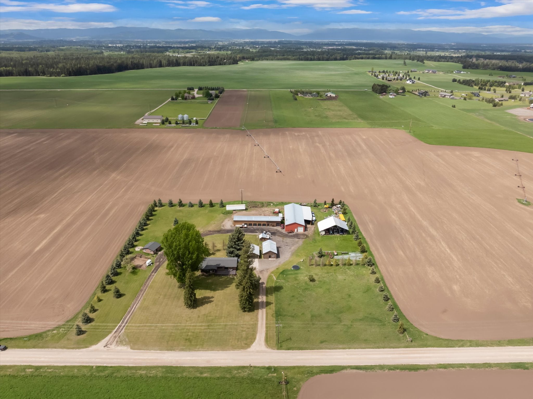 Columbia Falls, Montana, 59912, United States, 5 Bedrooms Bedrooms, ,3 BathroomsBathrooms,Residential,Active,1986898