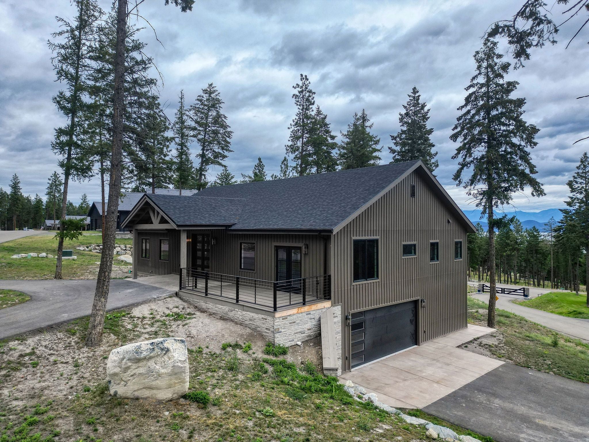 Lakeside, Montana, 59922, United States, 4 Bedrooms Bedrooms, ,4 BathroomsBathrooms,Residential,Active,1914632
