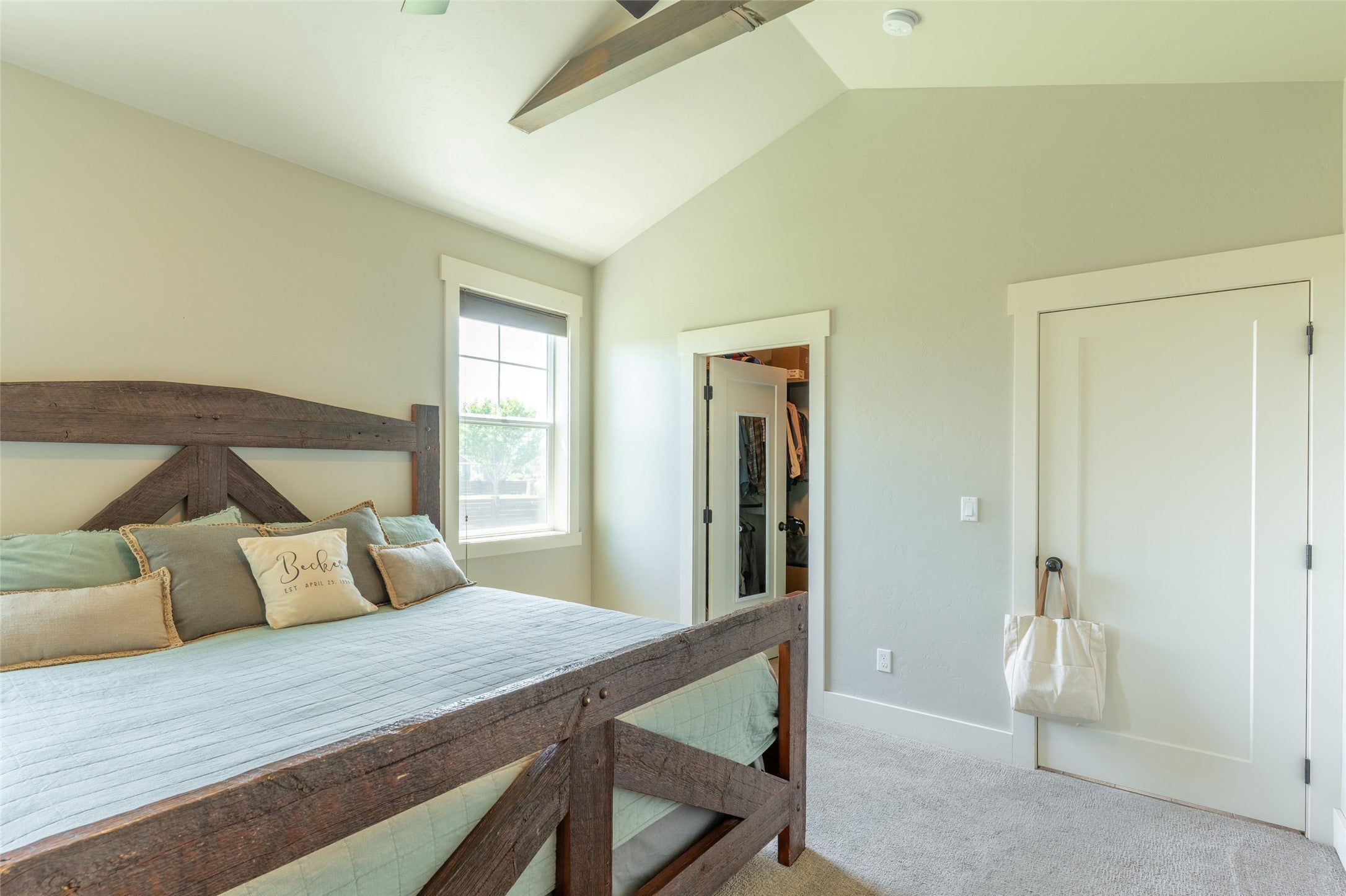 Kalispell, Montana, 59901, United States, 5 Bedrooms Bedrooms, ,3 BathroomsBathrooms,Residential,Active,1880177