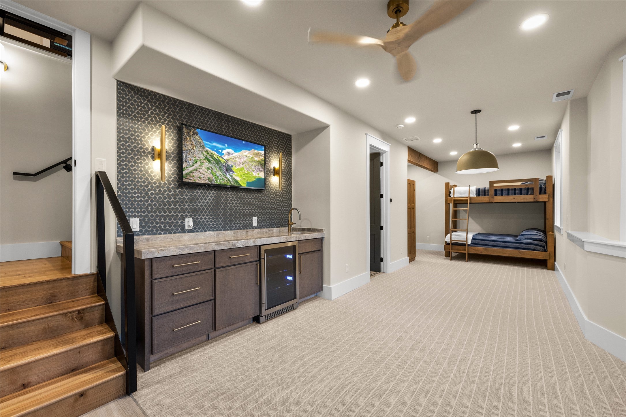 Whitefish, Montana, 59937, United States, 4 Bedrooms Bedrooms, ,4 BathroomsBathrooms,Residential,Active,1952623