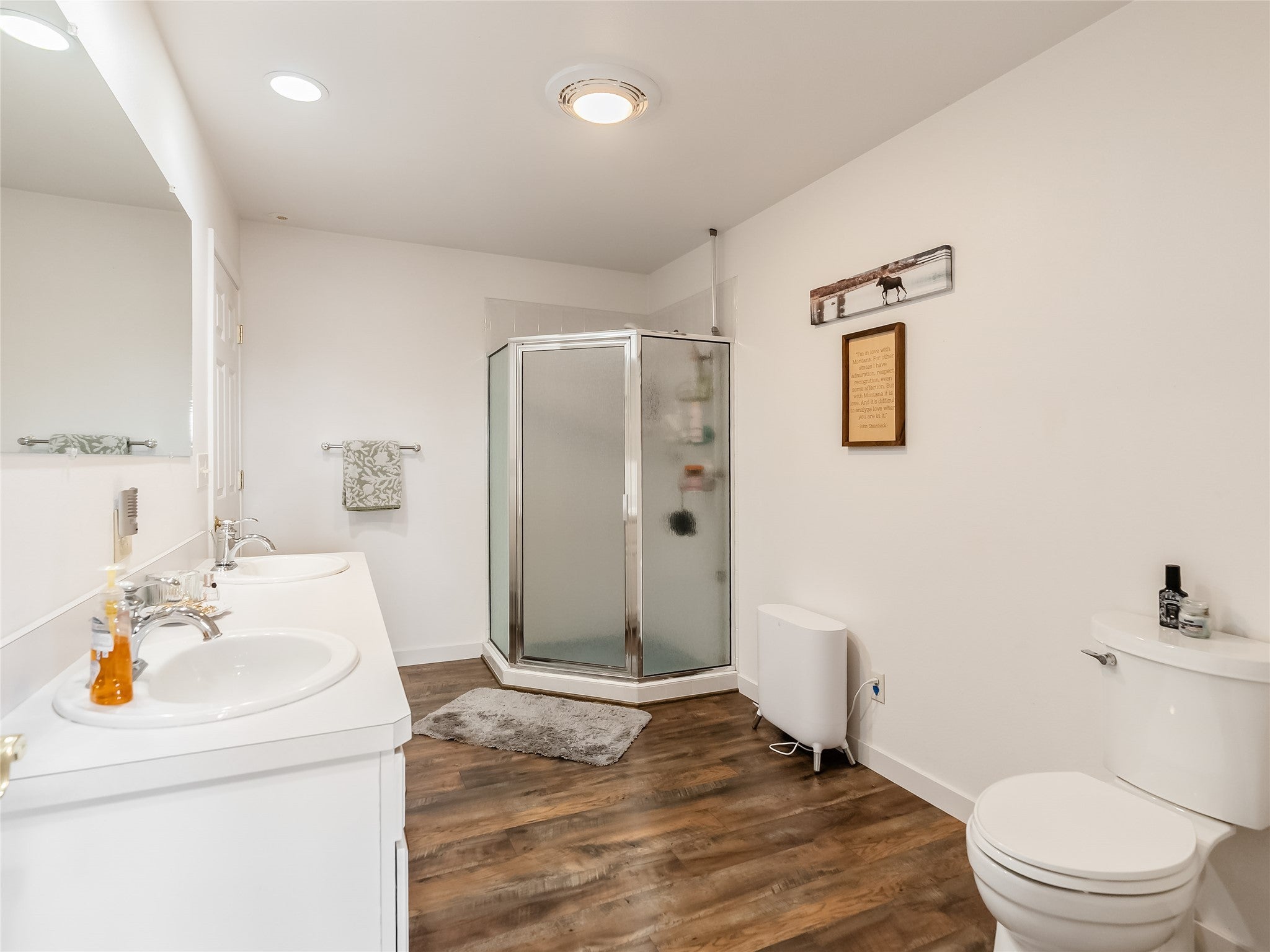 Kalispell, Montana, 59901, United States, 5 Bedrooms Bedrooms, ,4 BathroomsBathrooms,Residential,Active,1994970