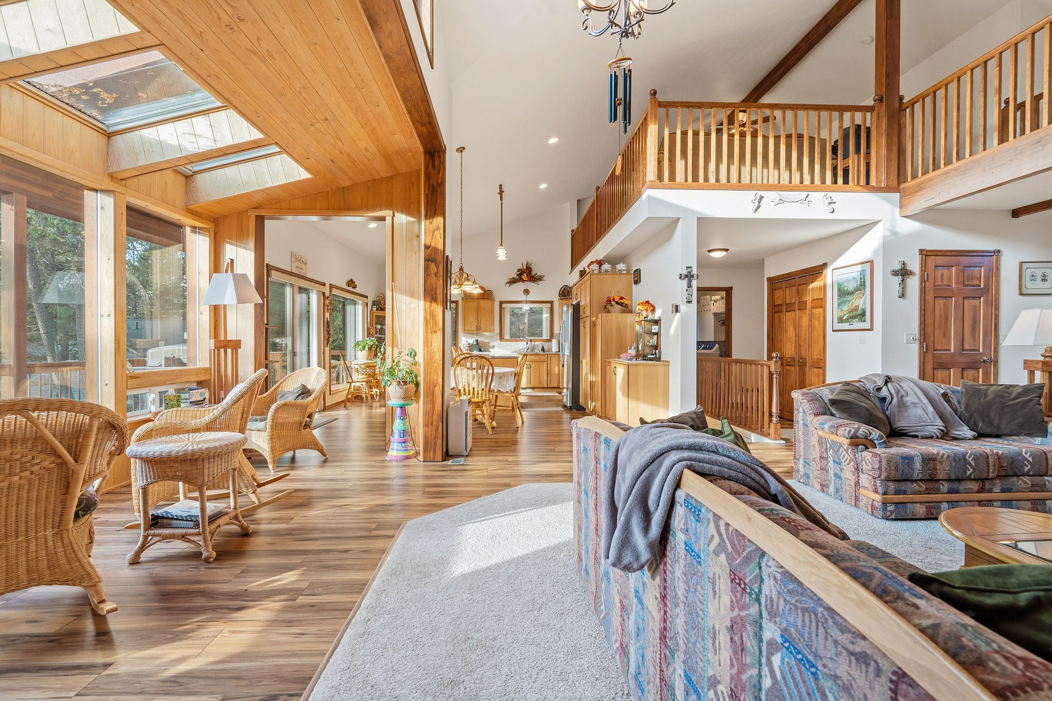 Somers, Montana, 59932, United States, 4 Bedrooms Bedrooms, ,4 BathroomsBathrooms,Residential,Active,2009840