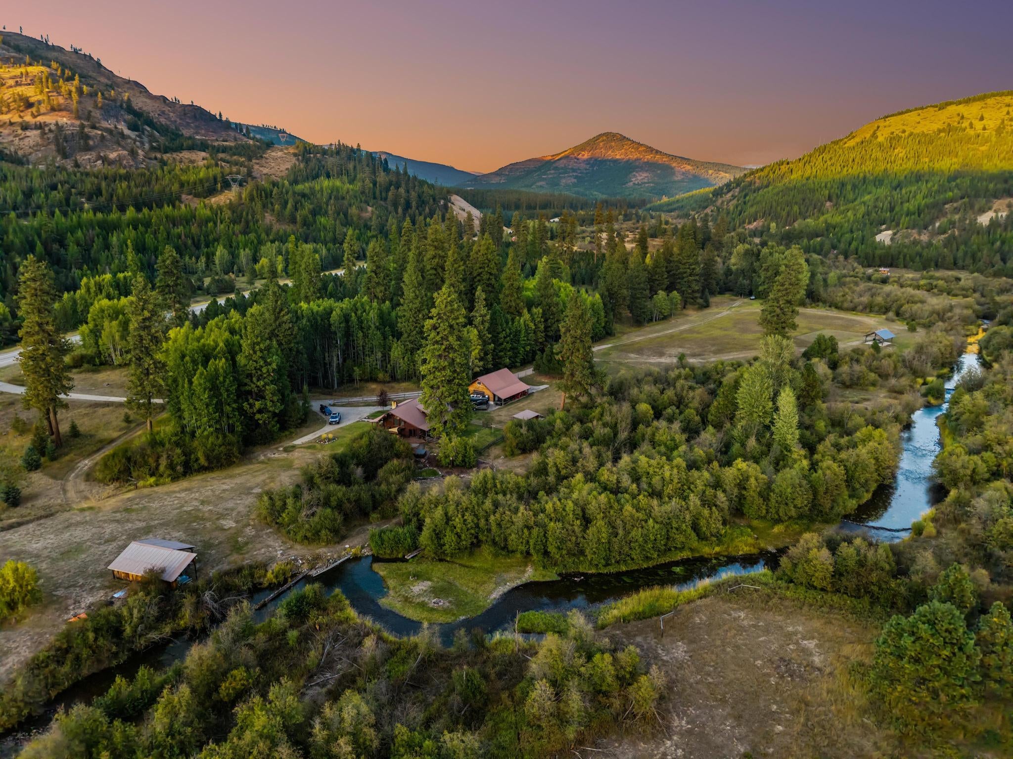 Libby, Montana, 59923, United States, 3 Bedrooms Bedrooms, ,2 BathroomsBathrooms,Residential,Active,1945847