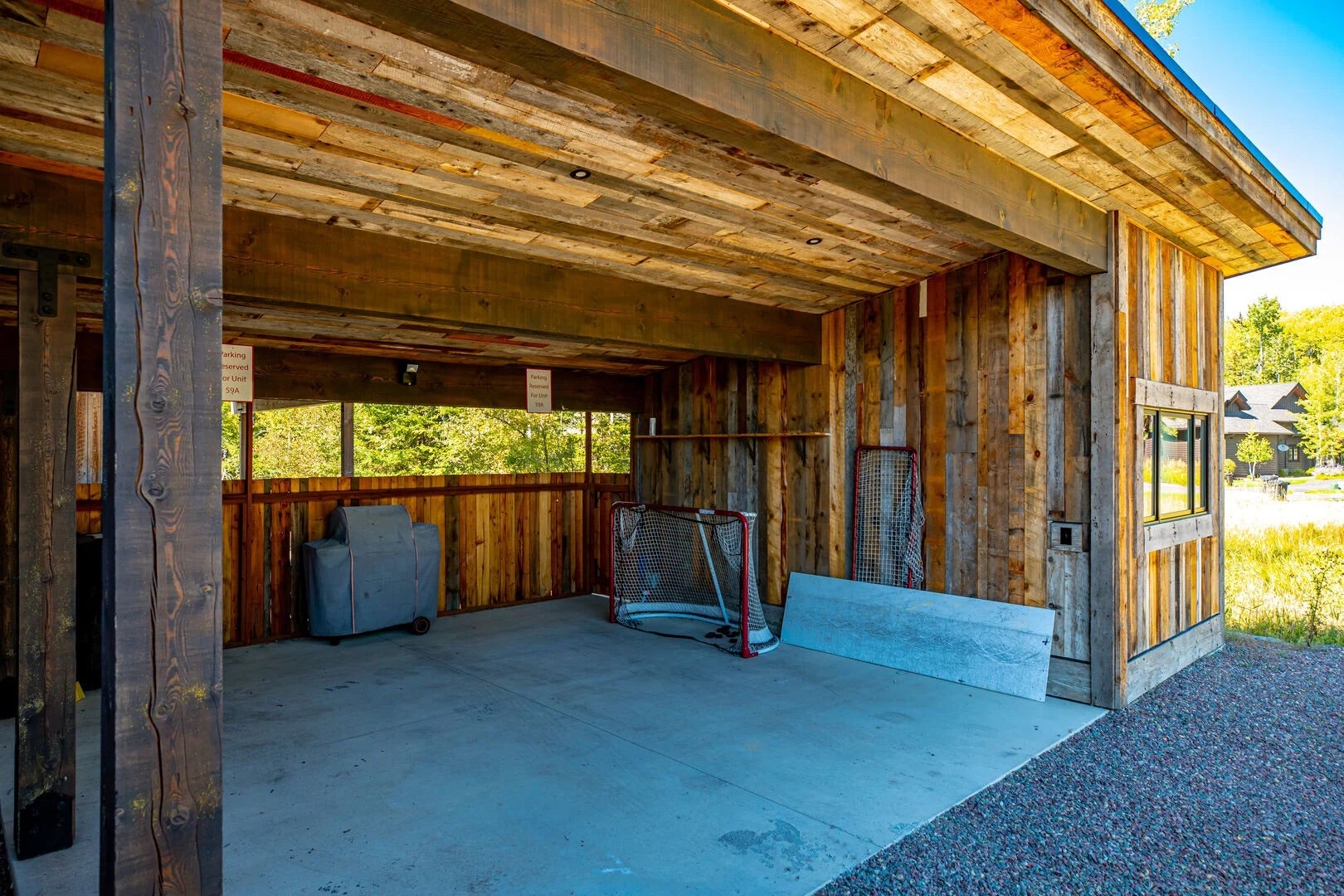 Whitefish, Montana, 59937, United States, 7 Bedrooms Bedrooms, ,5 BathroomsBathrooms,Residential,Active,1914927