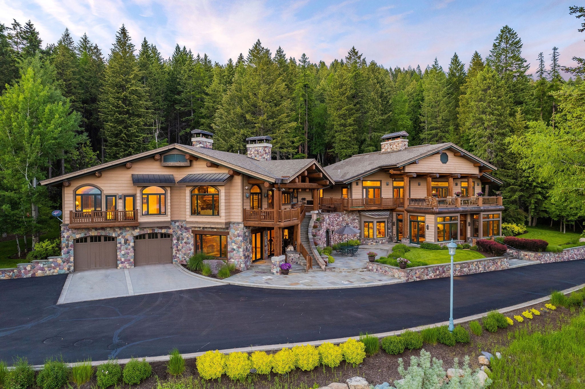 Whitefish, Montana, 59937, United States, ,9 BathroomsBathrooms,Residential,Active,1769536