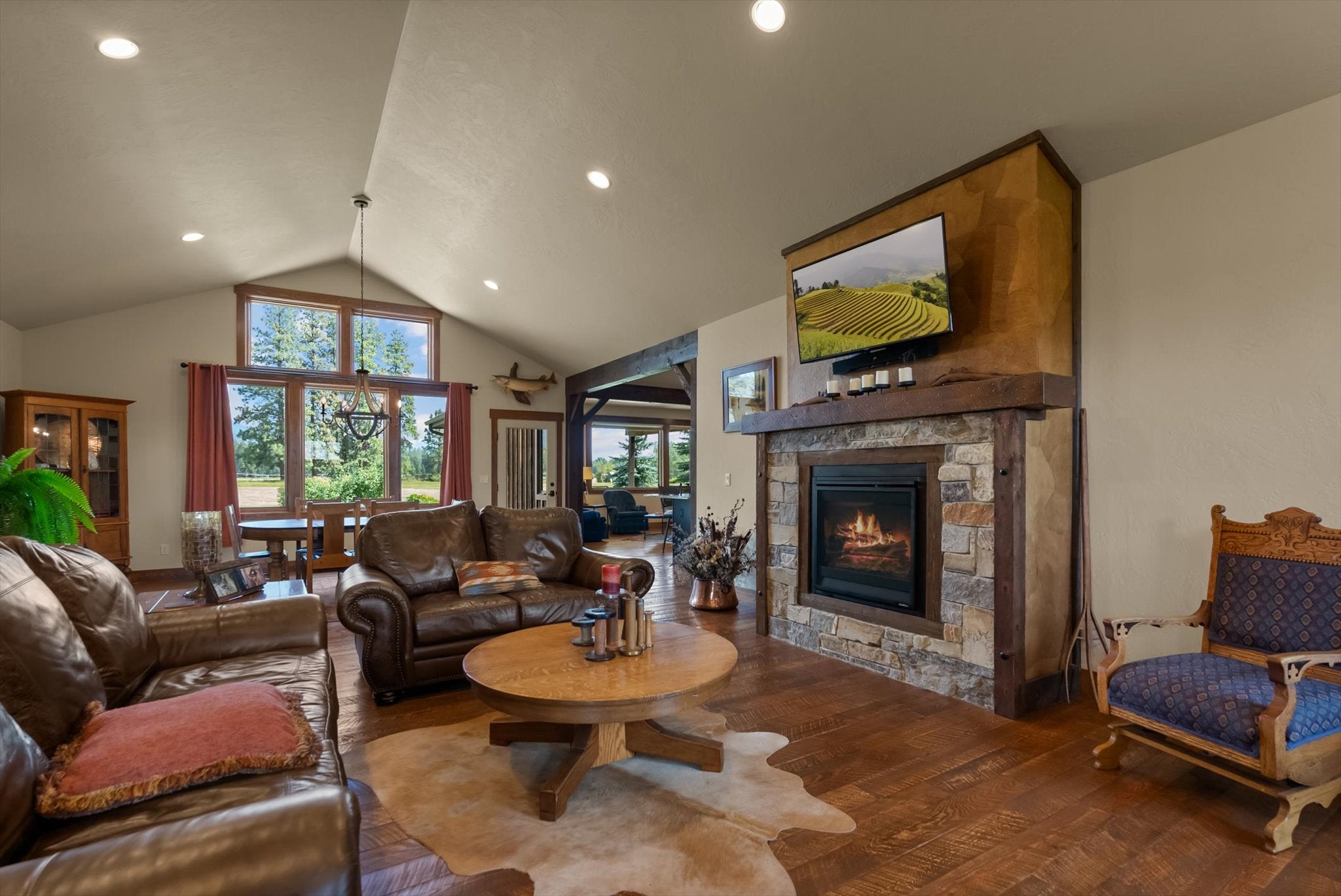 Kalispell, Montana, 59901, United States, 3 Bedrooms Bedrooms, ,3 BathroomsBathrooms,Residential,Active,1922543