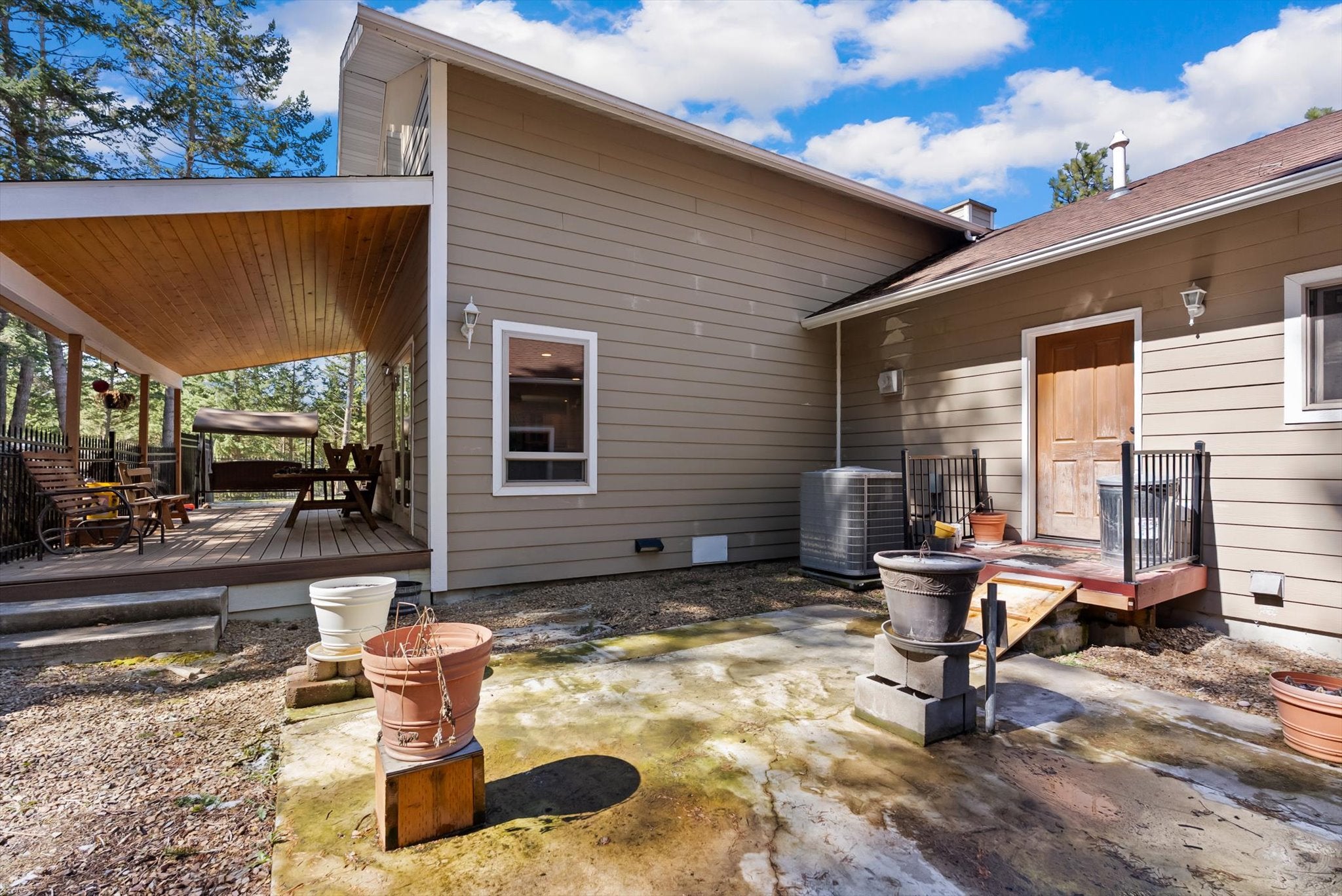 Kalispell, Montana, 59901, United States, 3 Bedrooms Bedrooms, ,3 BathroomsBathrooms,Residential,Active,1762816