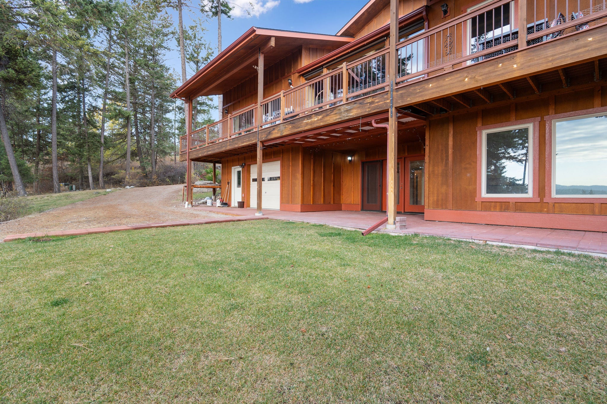 Somers, Montana, 59932, United States, 4 Bedrooms Bedrooms, ,4 BathroomsBathrooms,Residential,Active,1987246